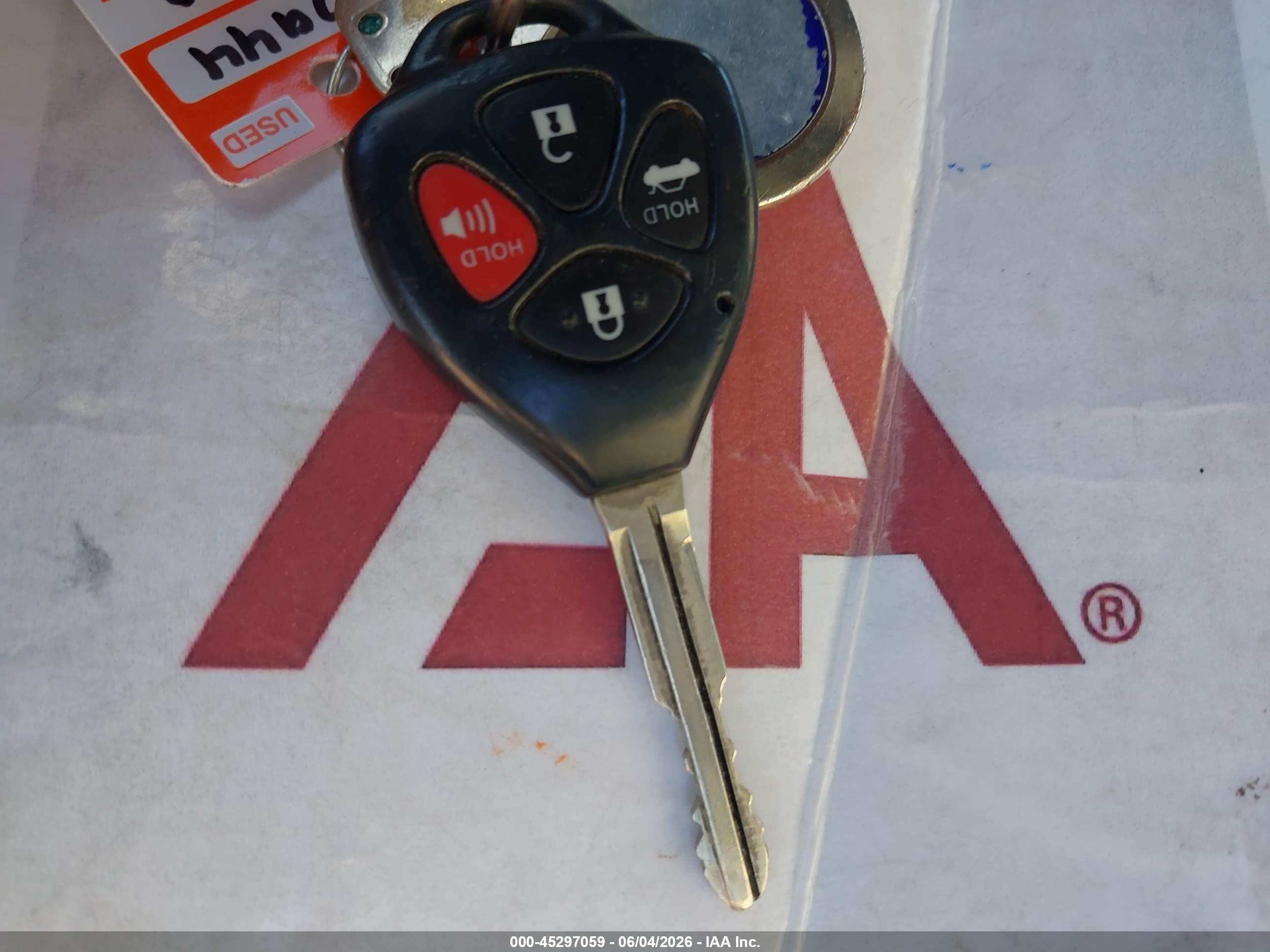 2010 Toyota Camry Le Silver vin: 4T4BF3EKXAR002577