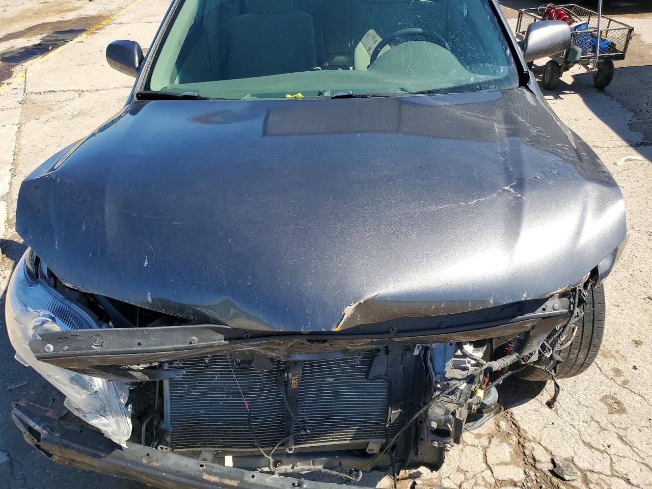 2010 Toyota Camry Le Gray vin: 4T4BF3EKXAR012042
