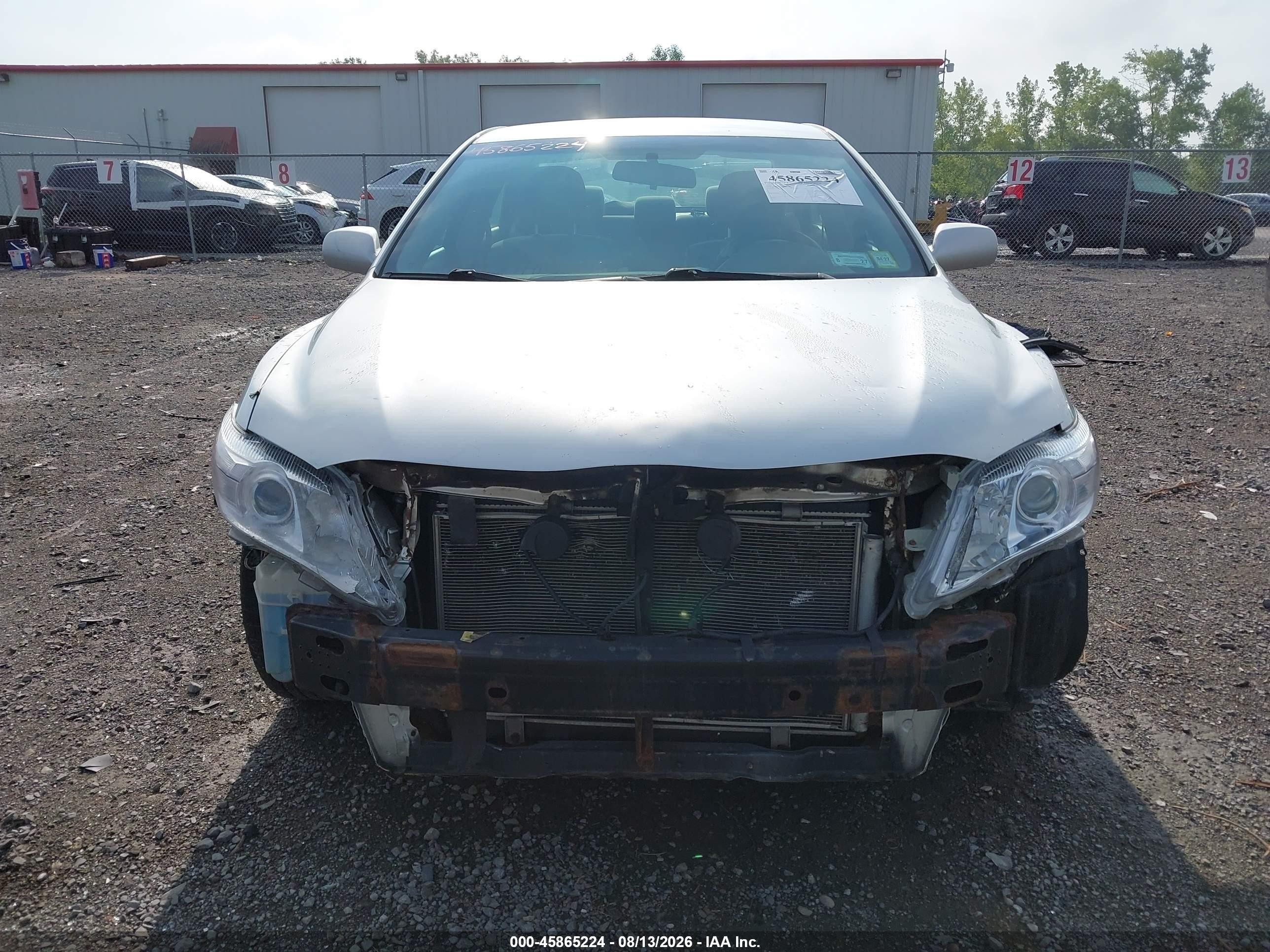 2010 Toyota Camry Le Silver vin: 4T4BF3EKXAR018469