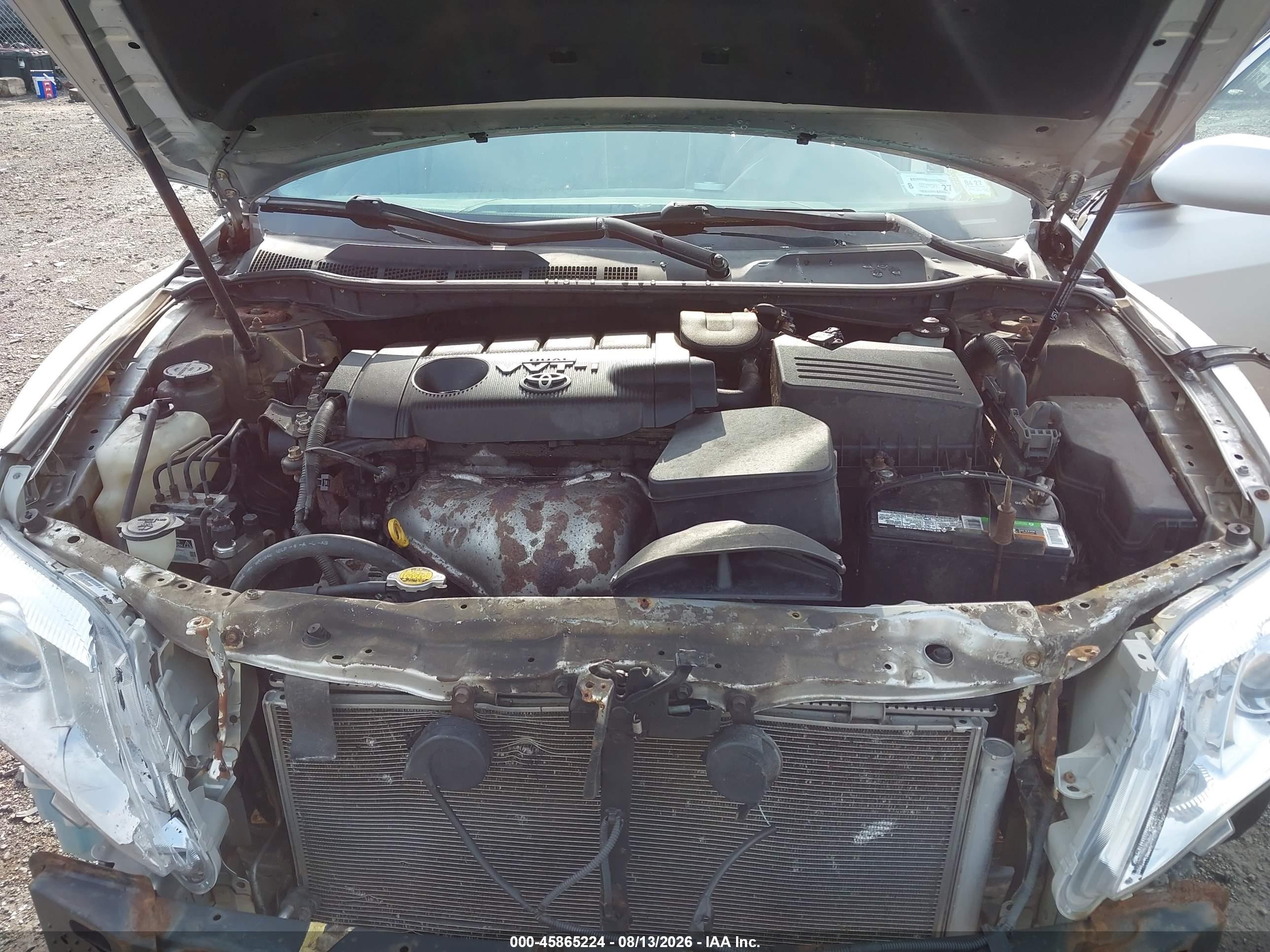 2010 Toyota Camry Le Silver vin: 4T4BF3EKXAR018469