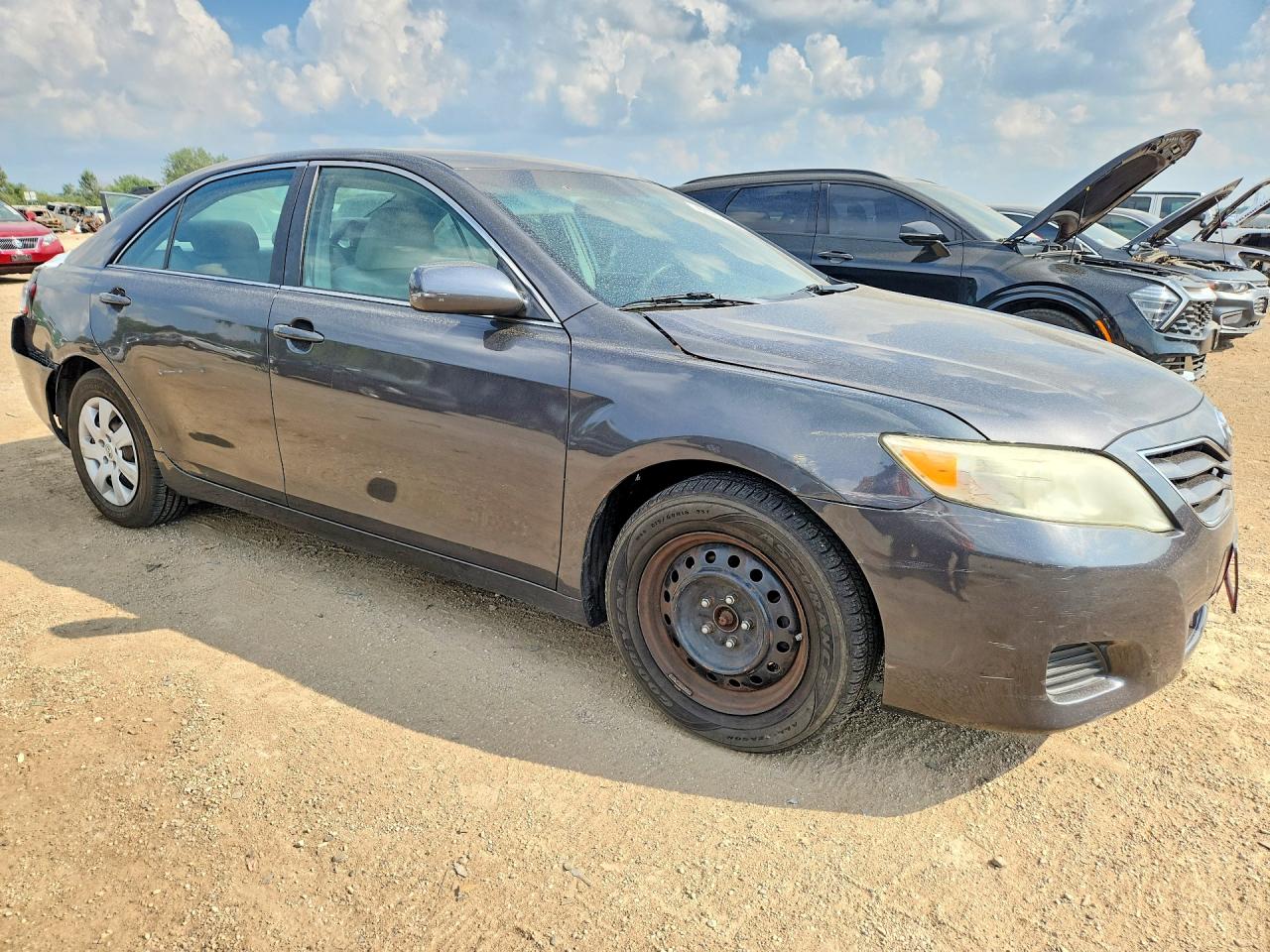 2010 Toyota Camry Le Gray vin: 4T4BF3EKXAR023641