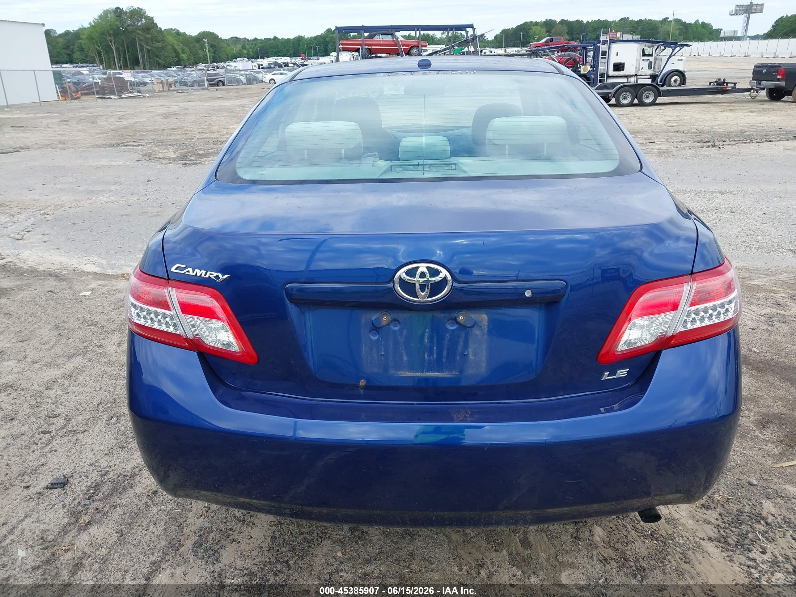 2010 Toyota Camry Le Dark Blue vin: 4T4BF3EKXAR051293