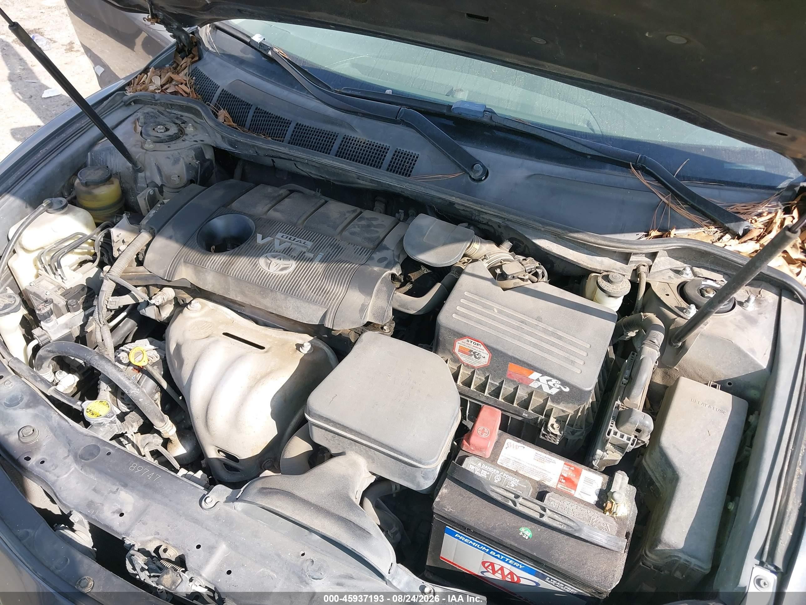 2010 Toyota Camry Le Gray vin: 4T4BF3EKXAR051715
