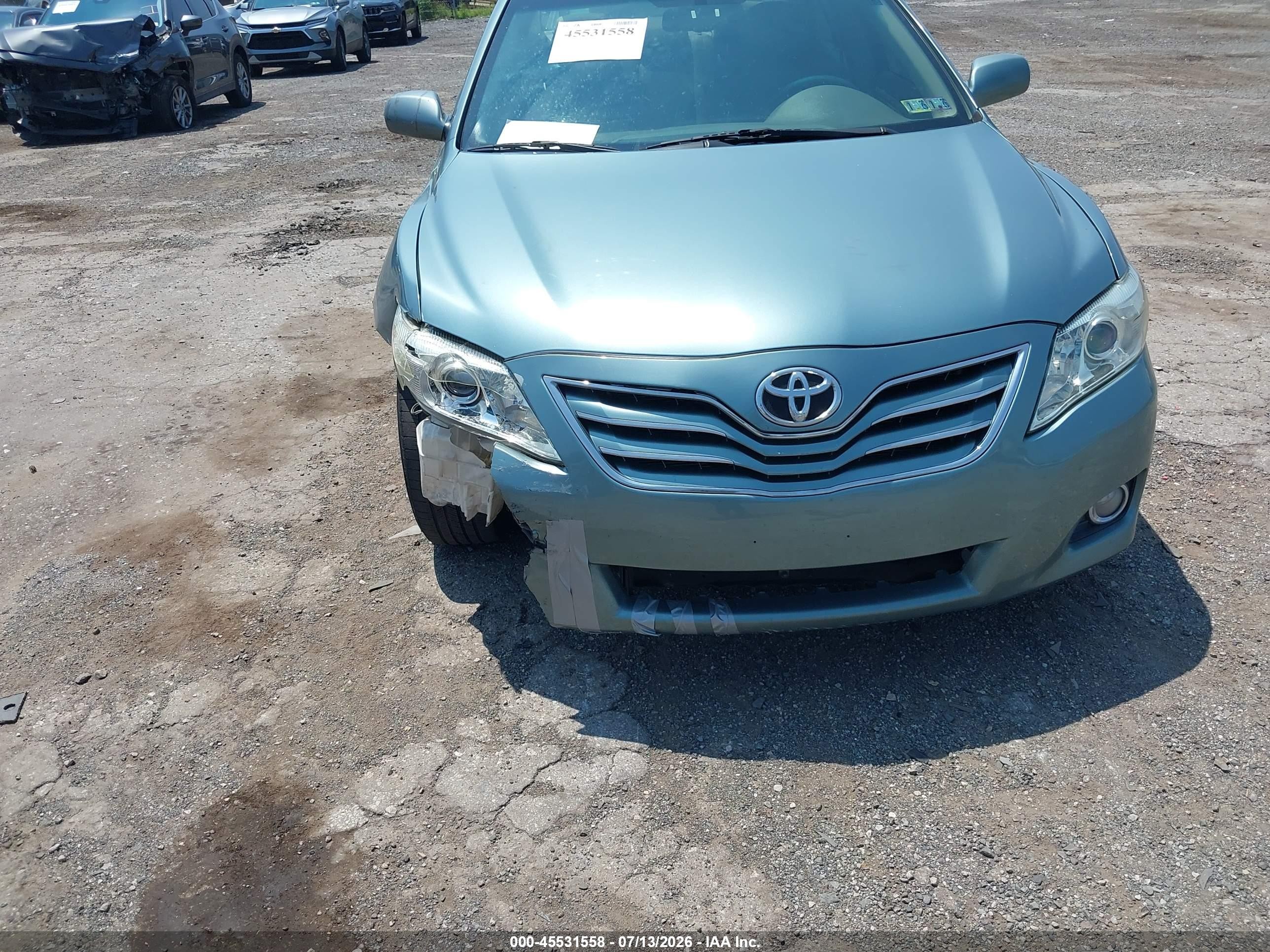 2010 Toyota Camry Xle Teal vin: 4T4BF3EKXAR060186