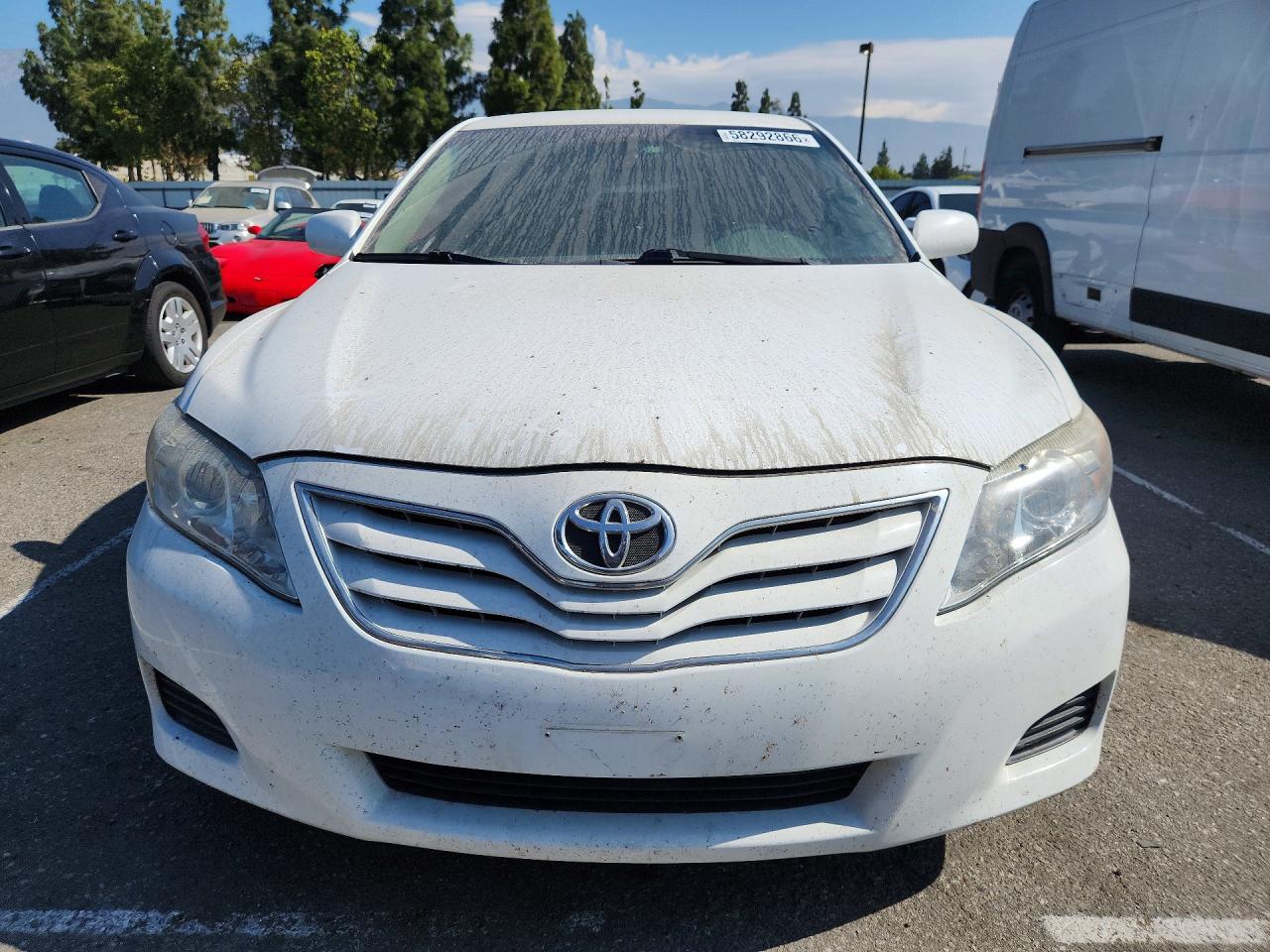 2010 Toyota Camry Le White vin: 4T4BF3EKXAR065758