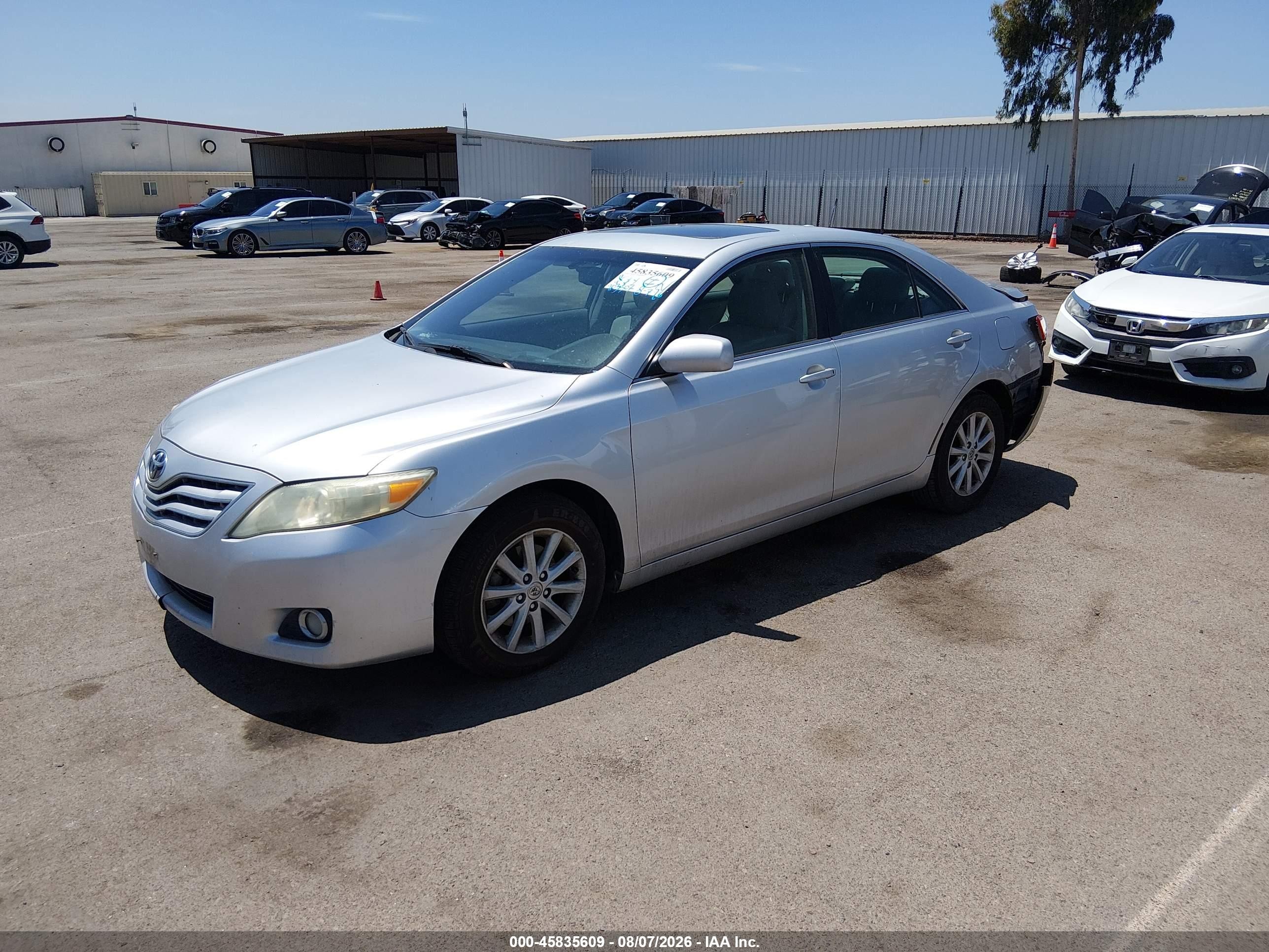 2010 Toyota Camry Xle Silver vin: 4T4BF3EKXAR075111