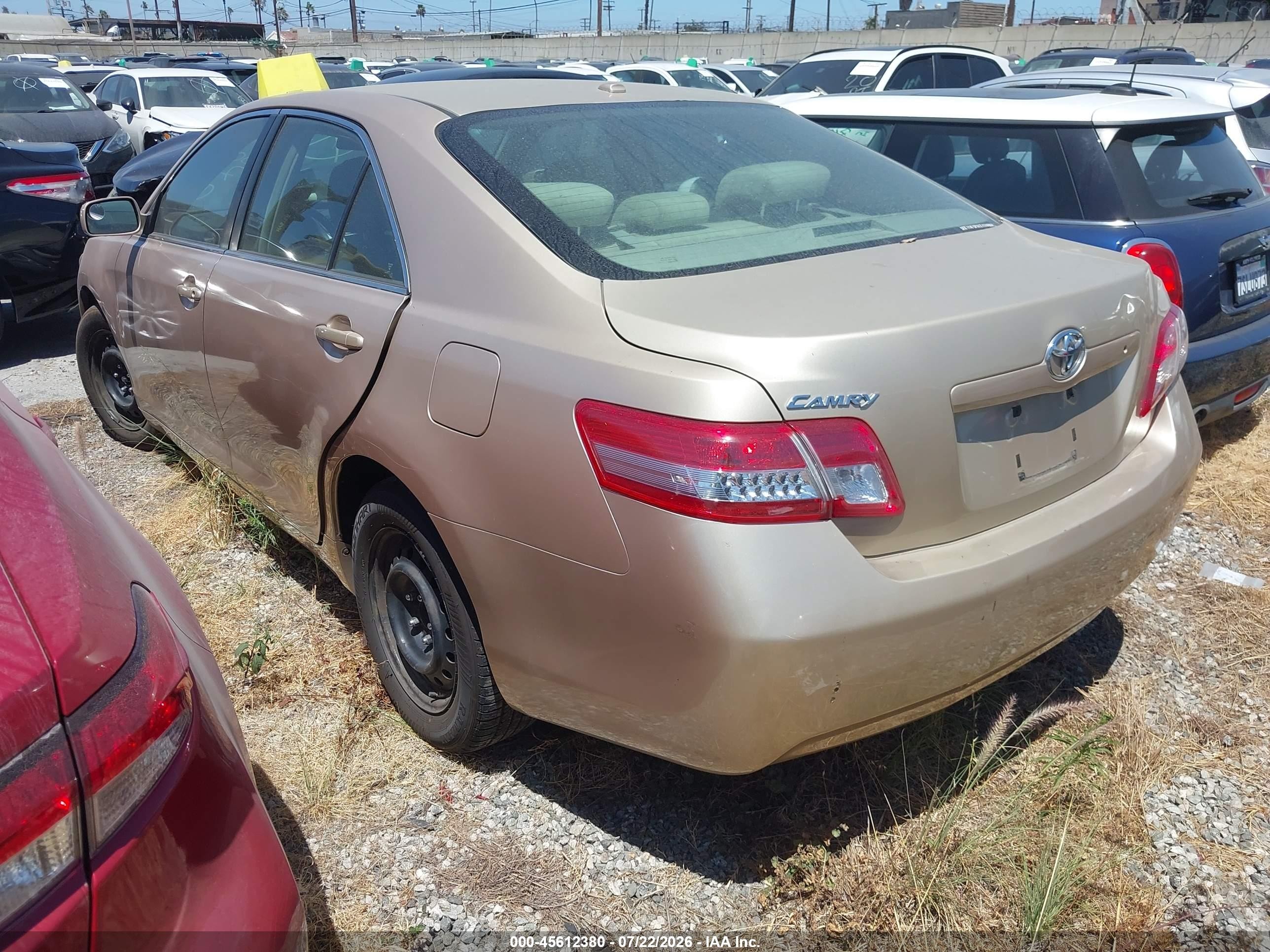 2010 Toyota Camry   Beige vin: 4T4BF3EKXAR077005