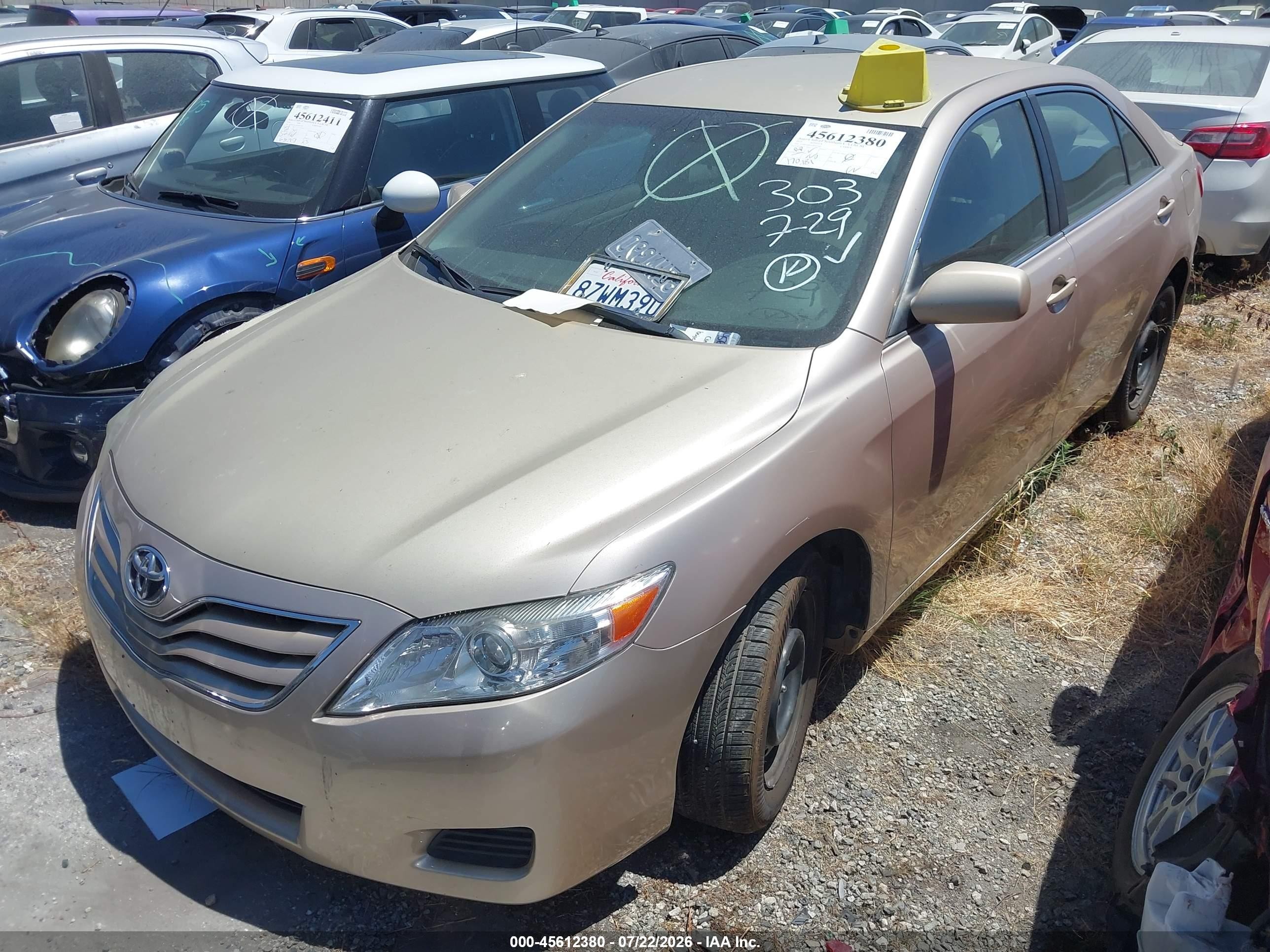 2010 Toyota Camry   Beige vin: 4T4BF3EKXAR077005