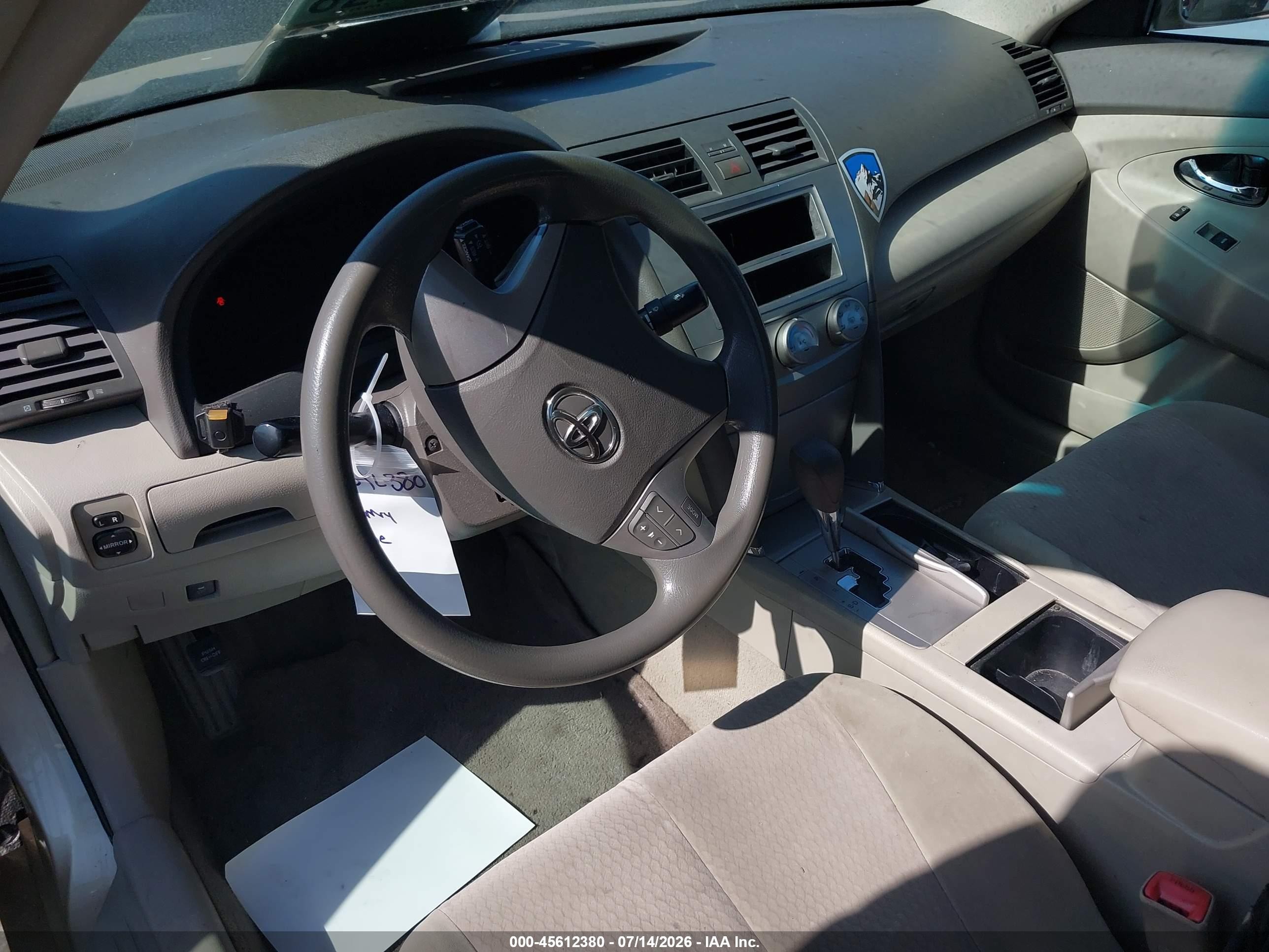 2010 Toyota Camry   Beige vin: 4T4BF3EKXAR077005