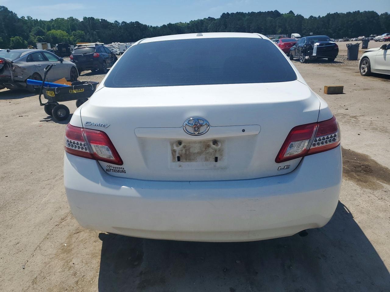 2010 Toyota Camry Le White vin: 4T4BF3EKXAR084214