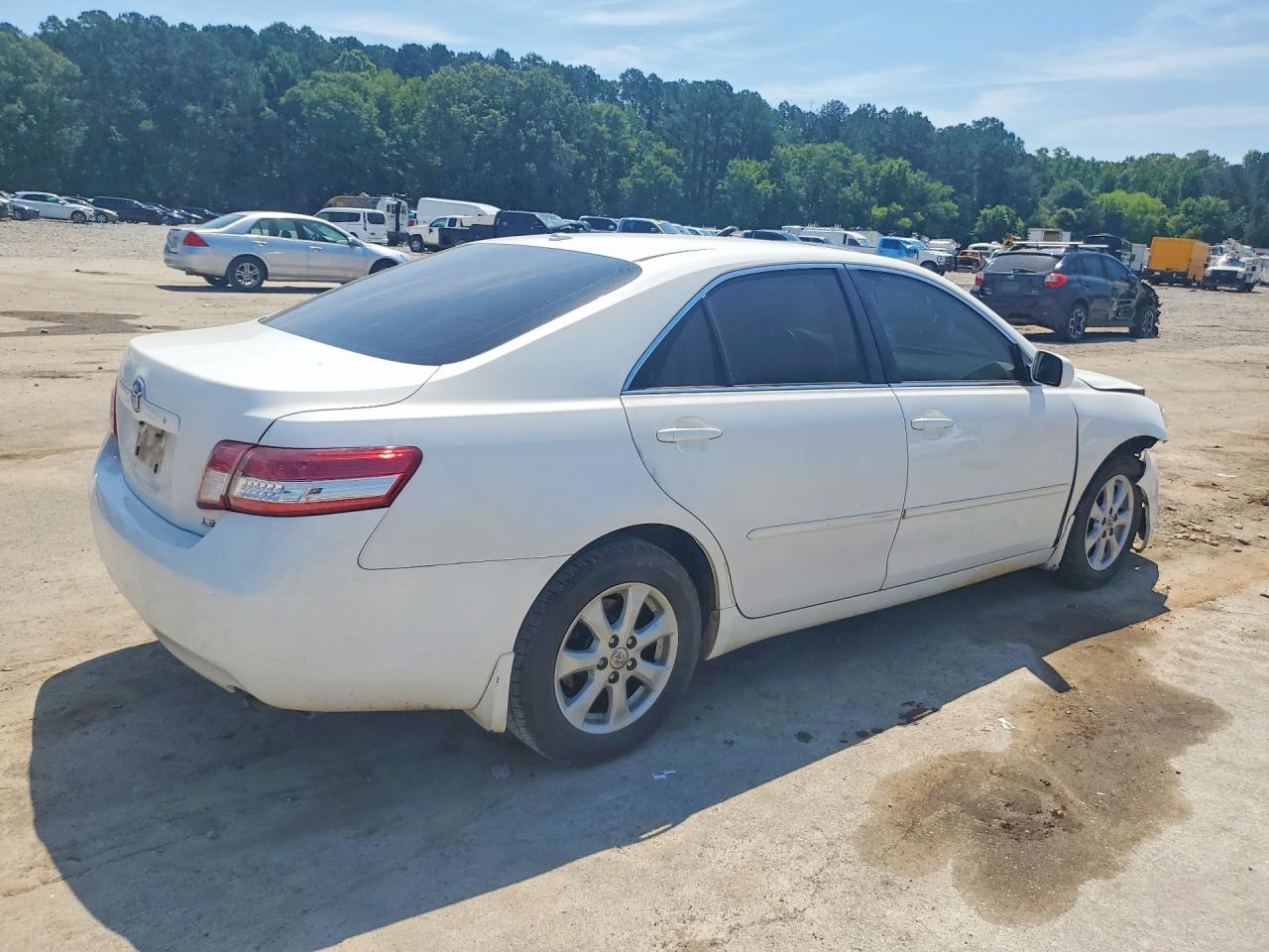 2010 Toyota Camry Le White vin: 4T4BF3EKXAR084214
