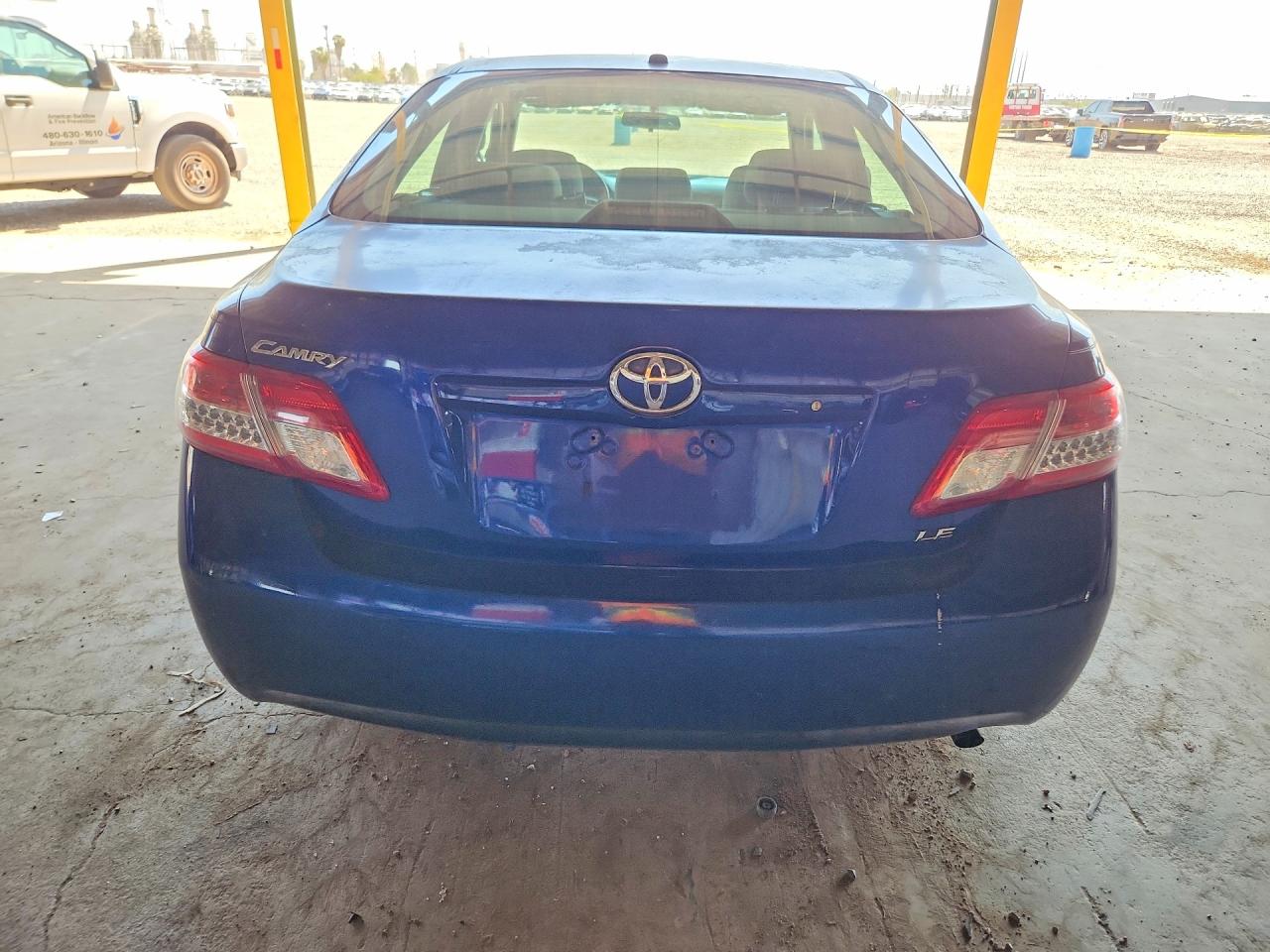 2011 Toyota Camry Le Blue vin: 4T4BF3EKXBR087731
