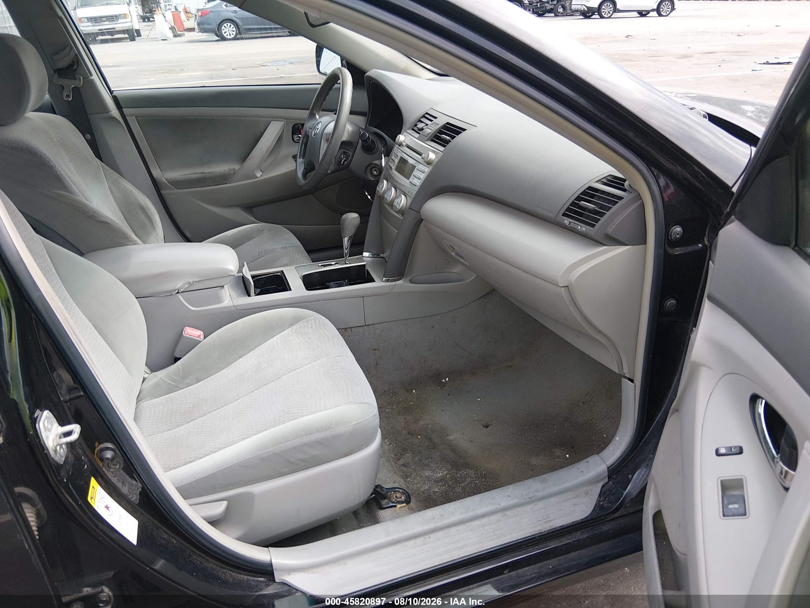 2011 Toyota Camry Le Черный vin: 4T4BF3EKXBR099085