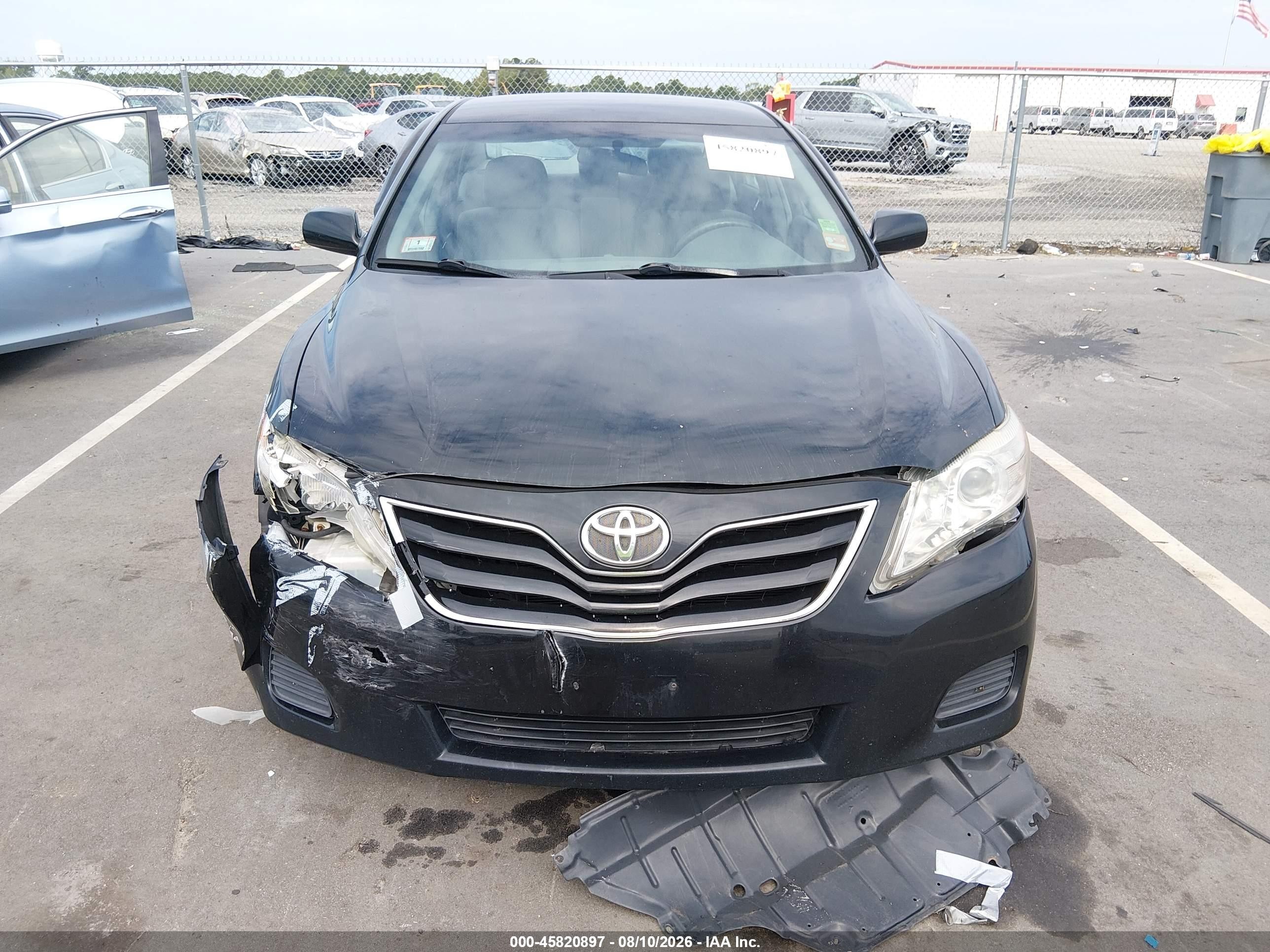 2011 Toyota Camry Le Черный vin: 4T4BF3EKXBR099085