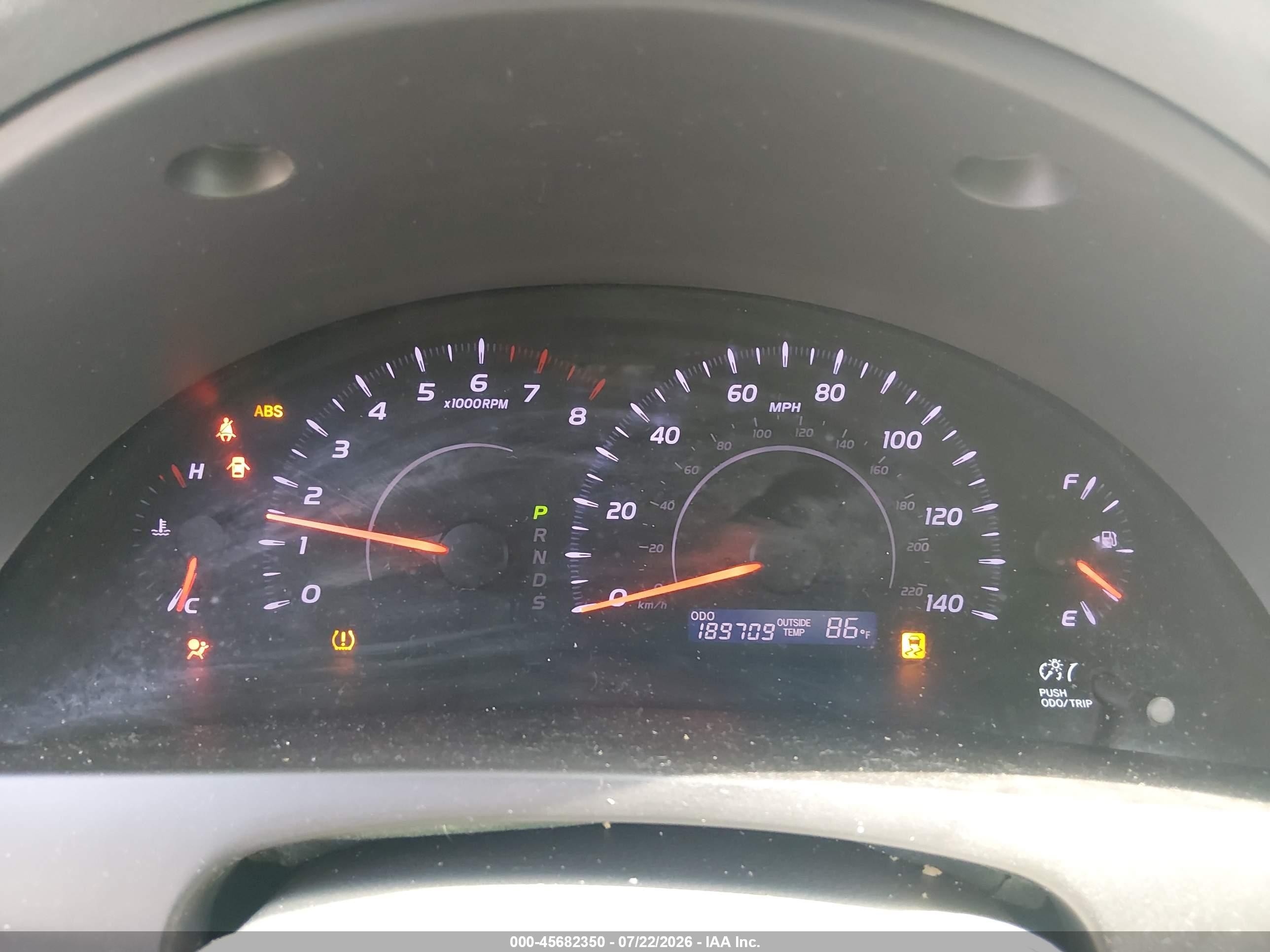 2011 Toyota Camry Le Gray vin: 4T4BF3EKXBR120582