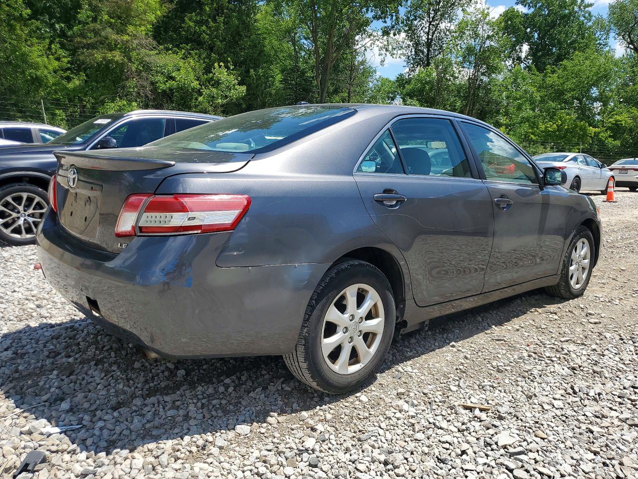 2011 Toyota Camry Le Серый vin: 4T4BF3EKXBR128309