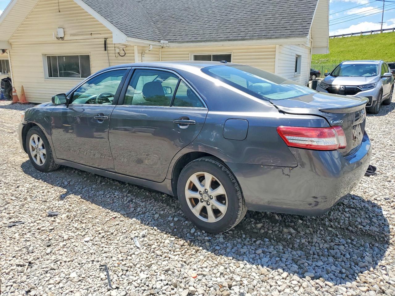 2011 Toyota Camry Le Серый vin: 4T4BF3EKXBR128309