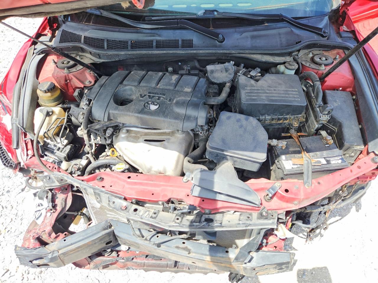 2011 Toyota Camry Le Red vin: 4T4BF3EKXBR142212