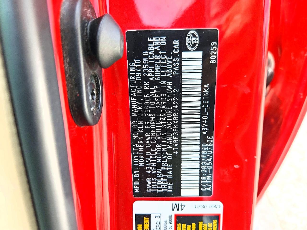 2011 Toyota Camry Le Red vin: 4T4BF3EKXBR142212
