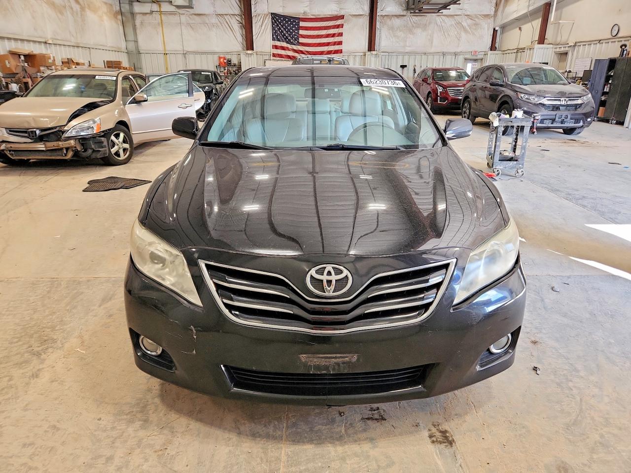 2011 Toyota Camry Xle Black vin: 4T4BF3EKXBR148429