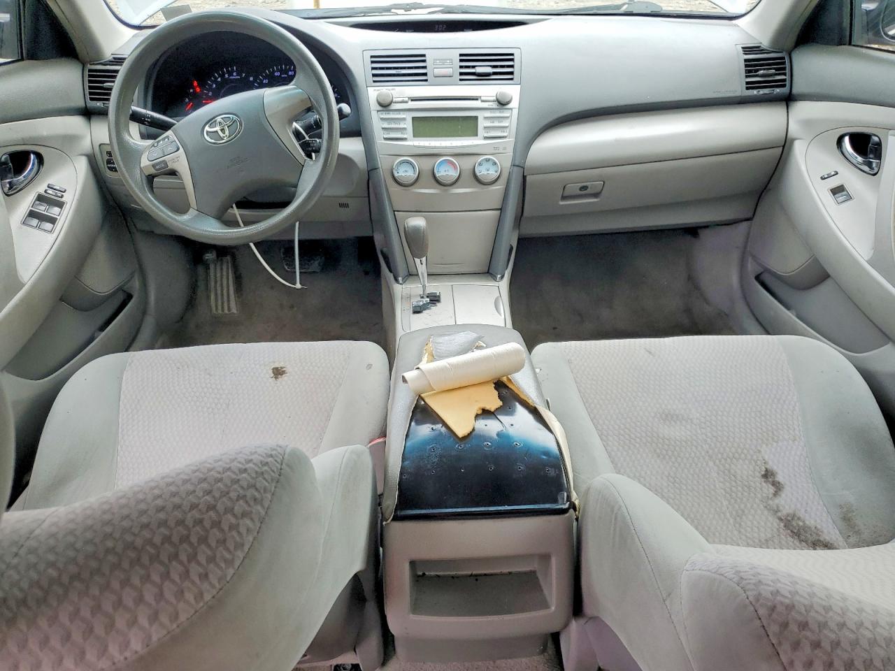 2011 Toyota Camry Le Gray vin: 4T4BF3EKXBR149385