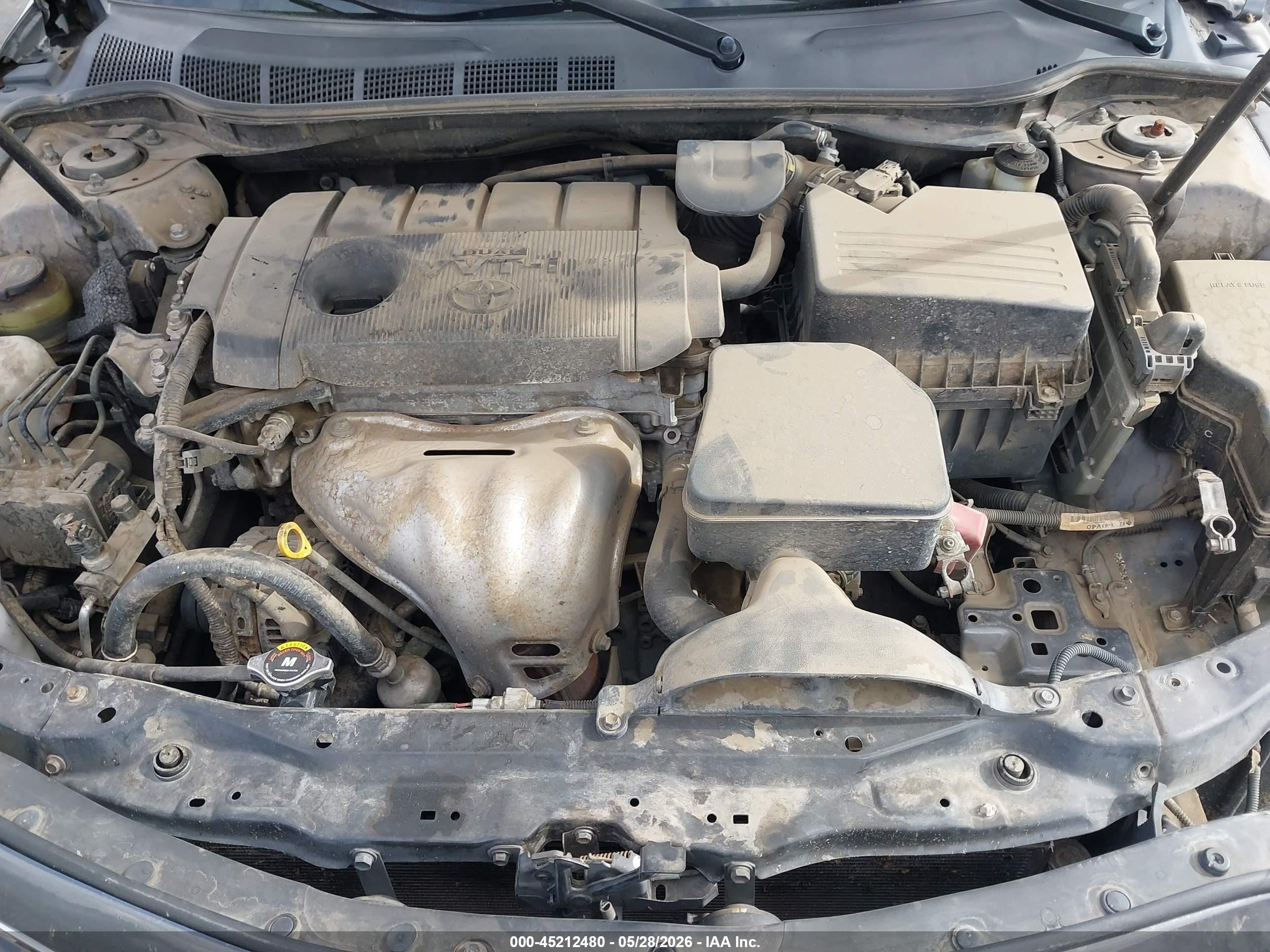 2011 Toyota Camry Le Gray vin: 4T4BF3EKXBR153145