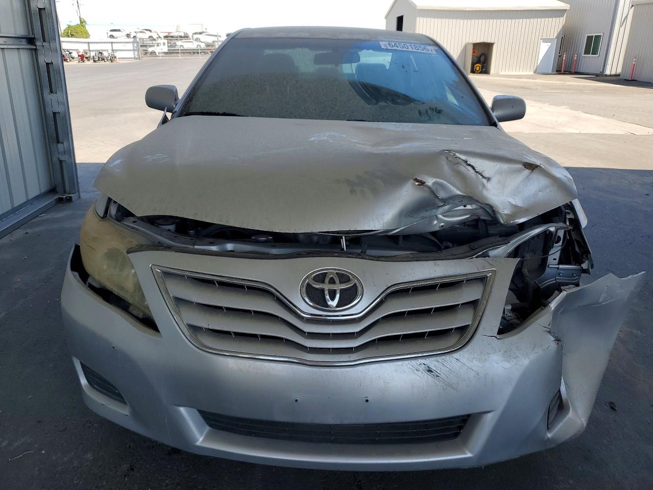 2011 Toyota Camry Le Silver vin: 4T4BF3EKXBR161939