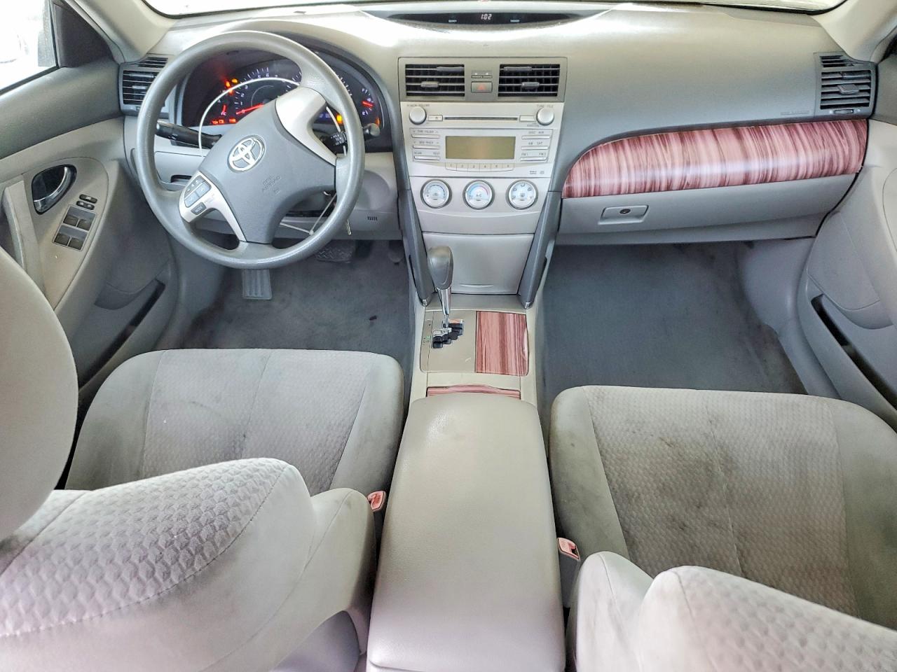 2011 Toyota Camry Le Silver vin: 4T4BF3EKXBR161939