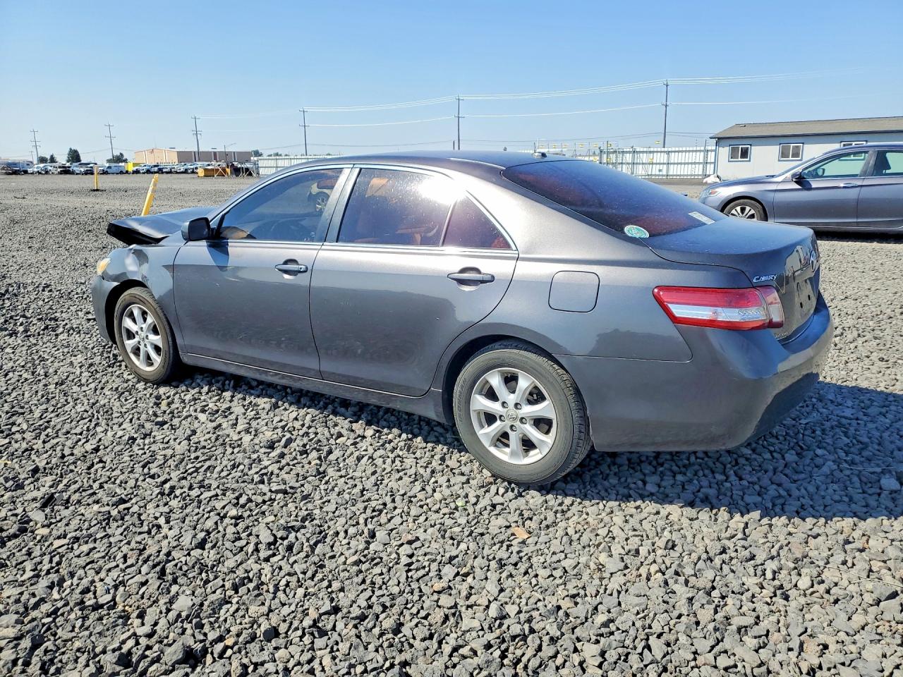 2011 Toyota Camry Le Charcoal vin: 4T4BF3EKXBR165392