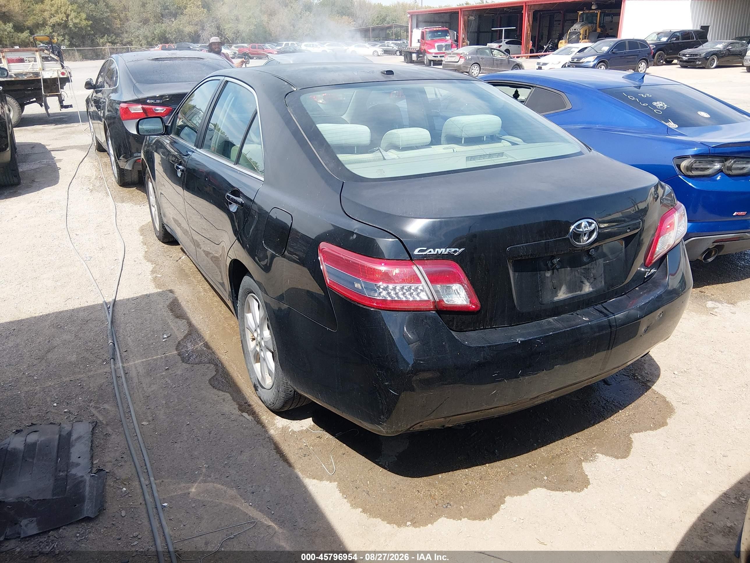 2011 Toyota Camry Le Black vin: 4T4BF3EKXBR171919
