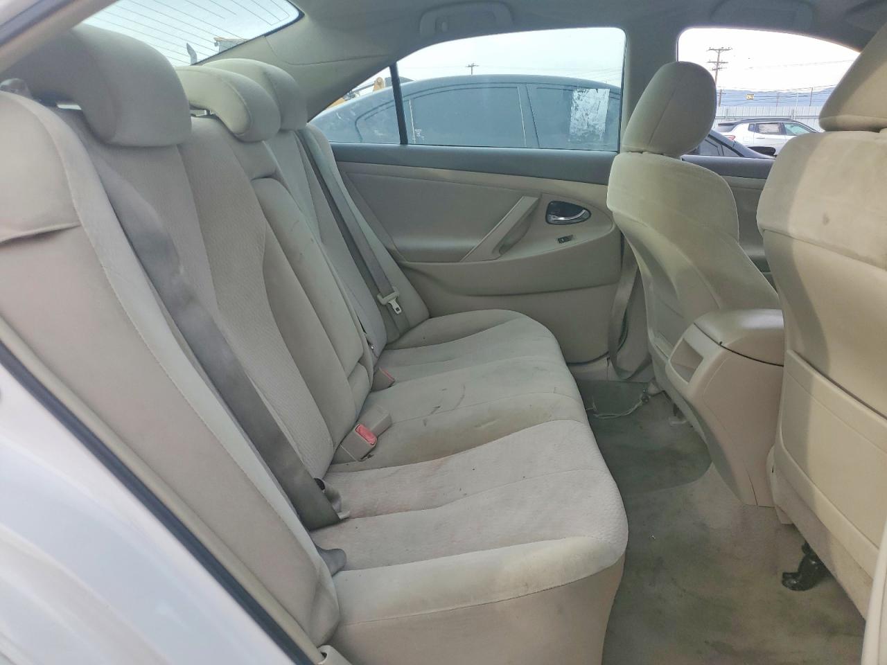 2011 Toyota Camry Белый vin: 4T4BF3EKXBR180927