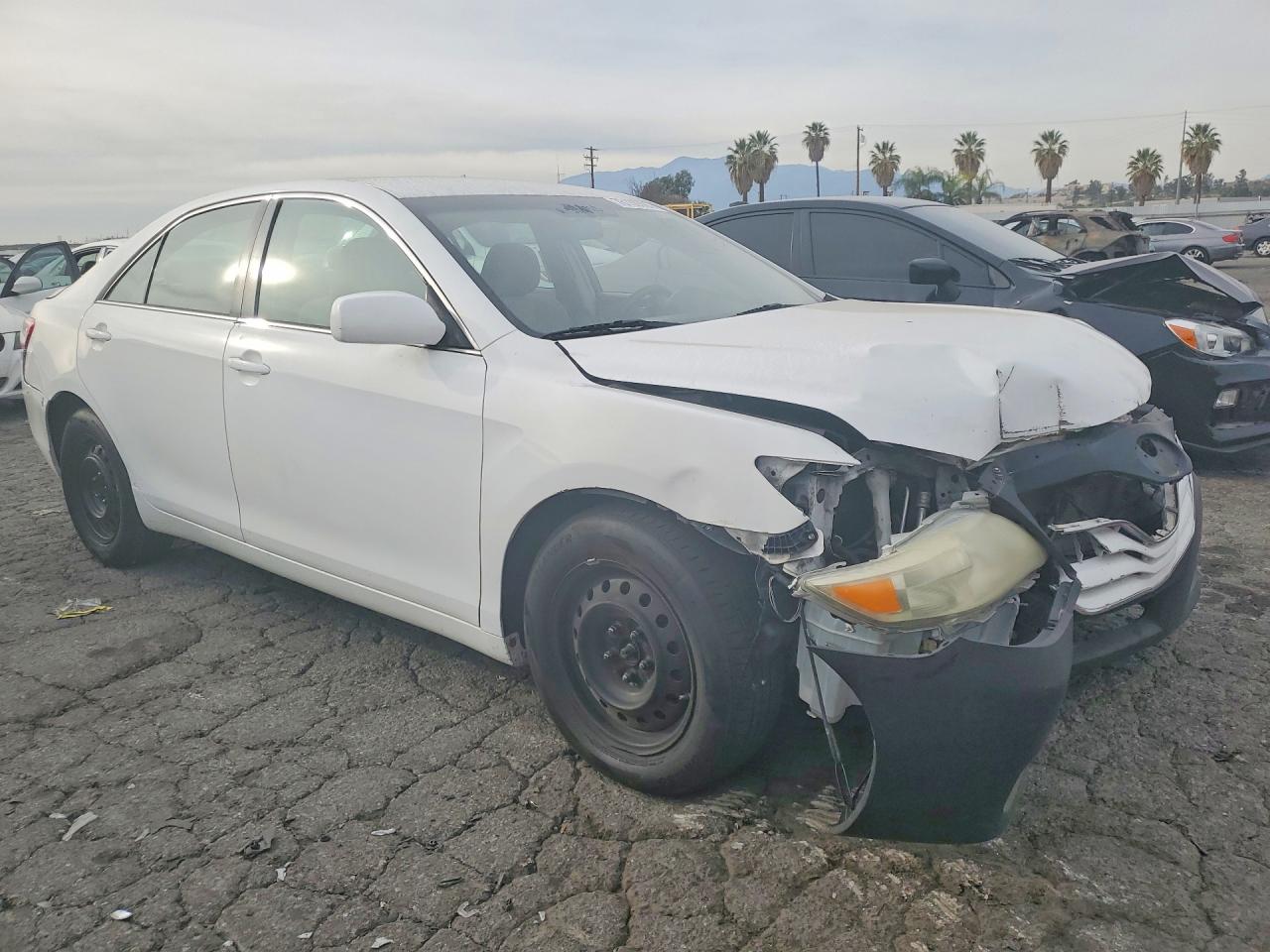 2011 Toyota Camry Белый vin: 4T4BF3EKXBR180927
