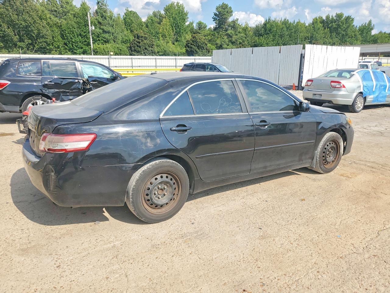 2011 Toyota Camry Le Черный vin: 4T4BF3EKXBR181818