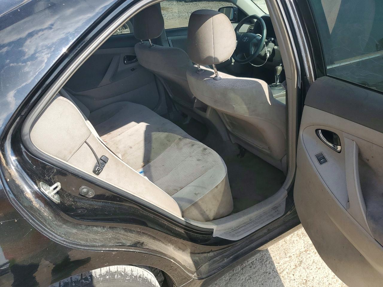 2011 Toyota Camry Le Черный vin: 4T4BF3EKXBR181818