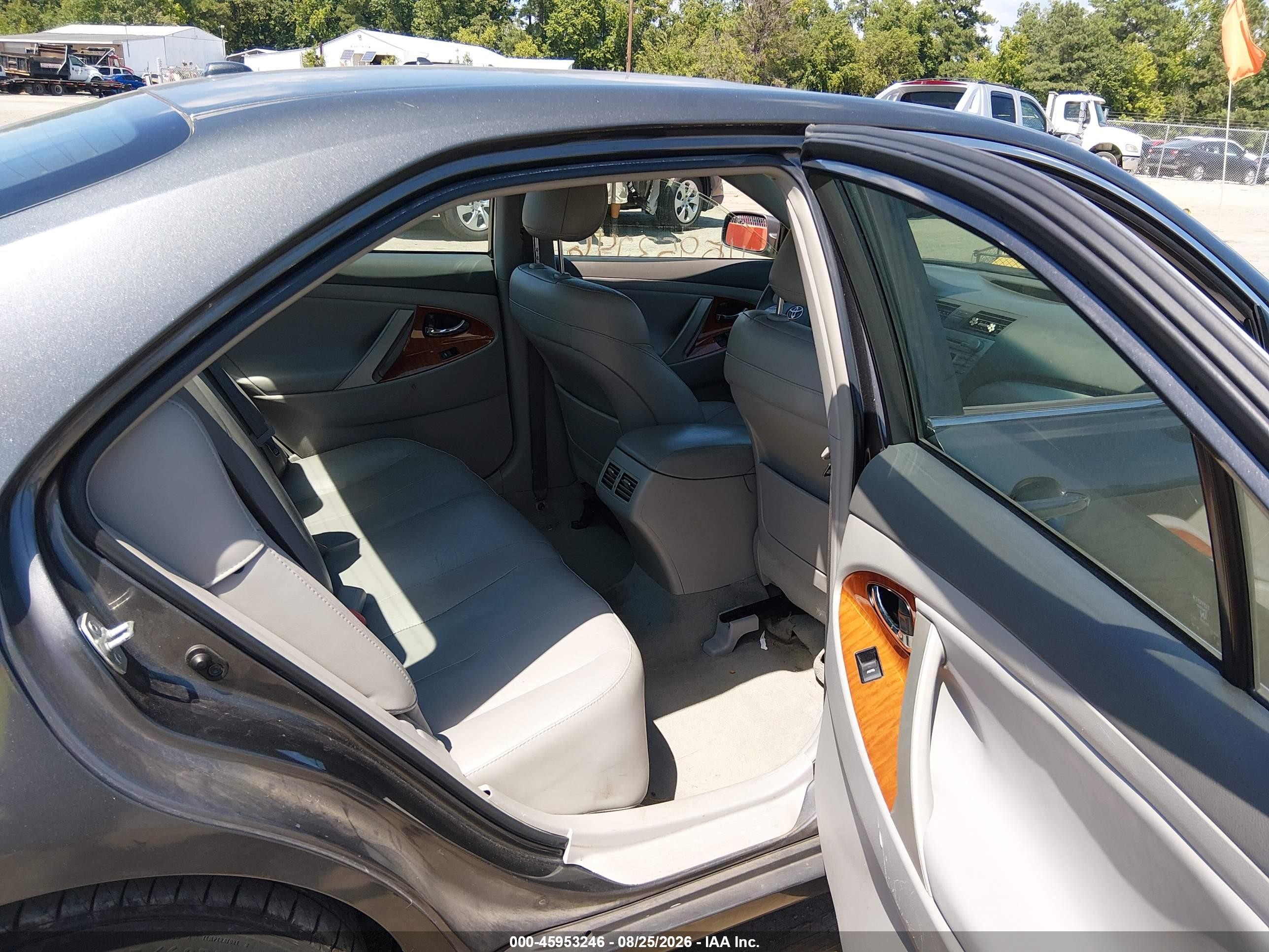2011 Toyota Camry Xle Gray vin: 4T4BF3EKXBR192723