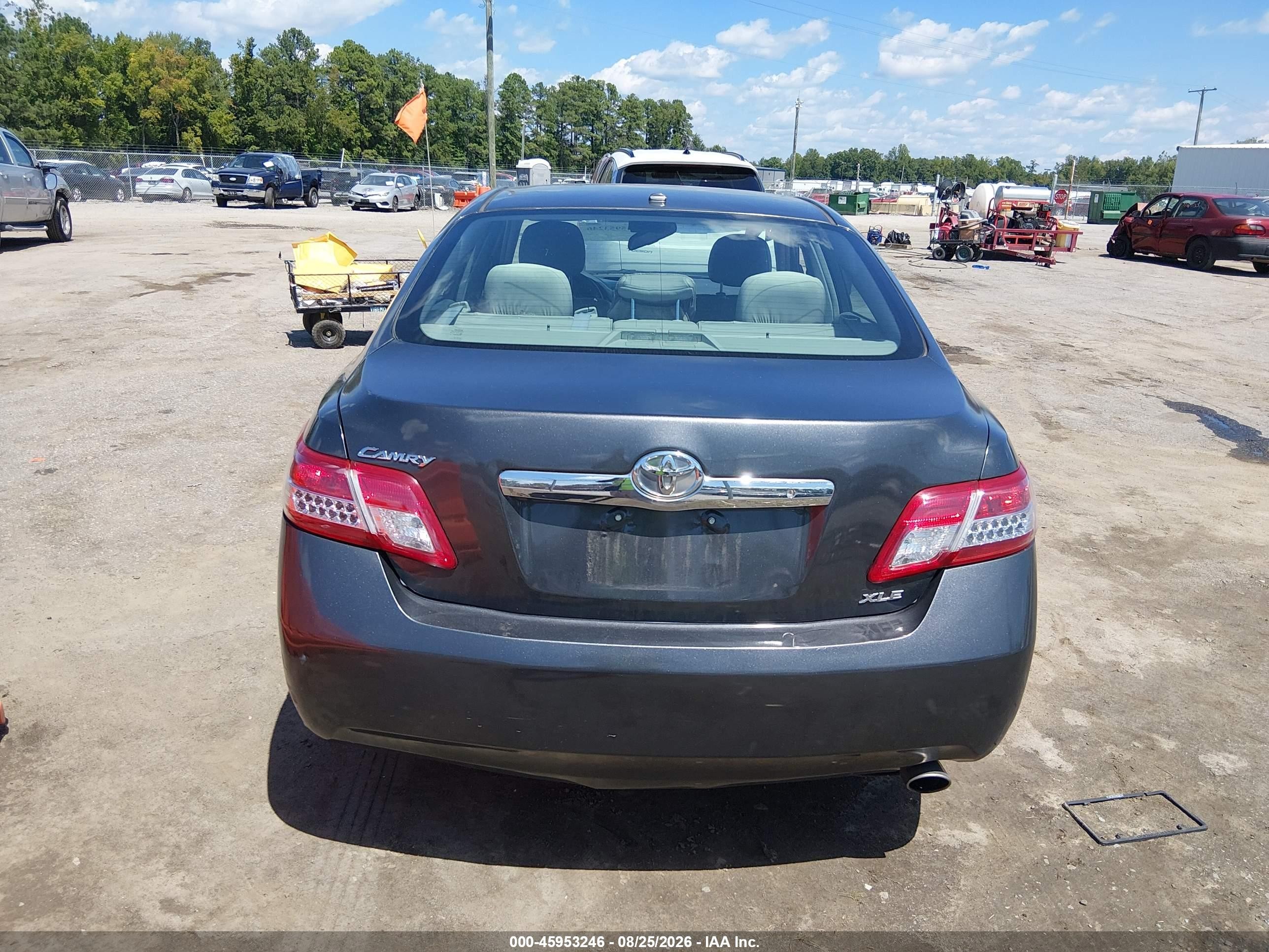 2011 Toyota Camry Xle Gray vin: 4T4BF3EKXBR192723