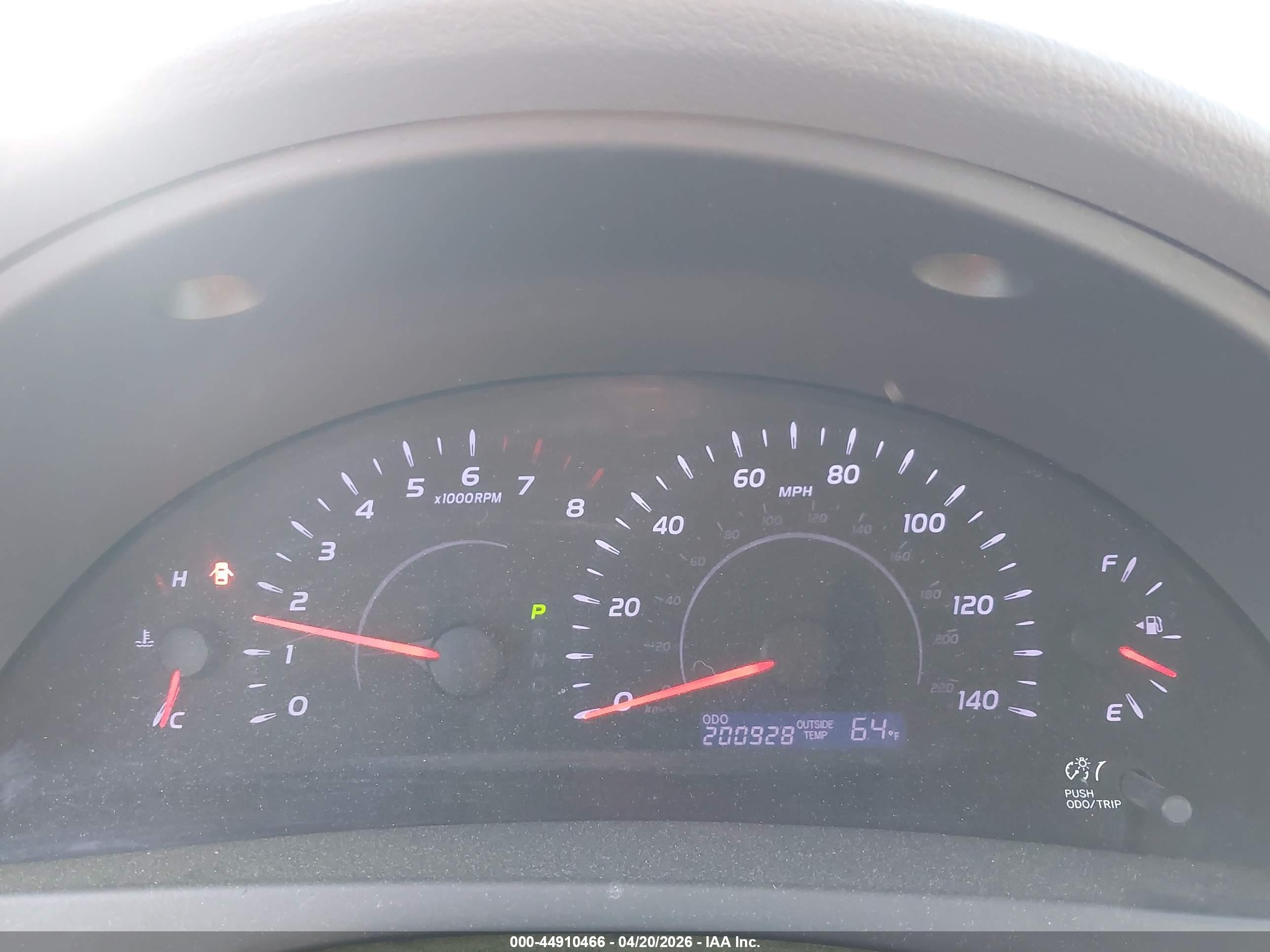 2011 Toyota Camry Le Silver vin: 4T4BF3EKXBR196416