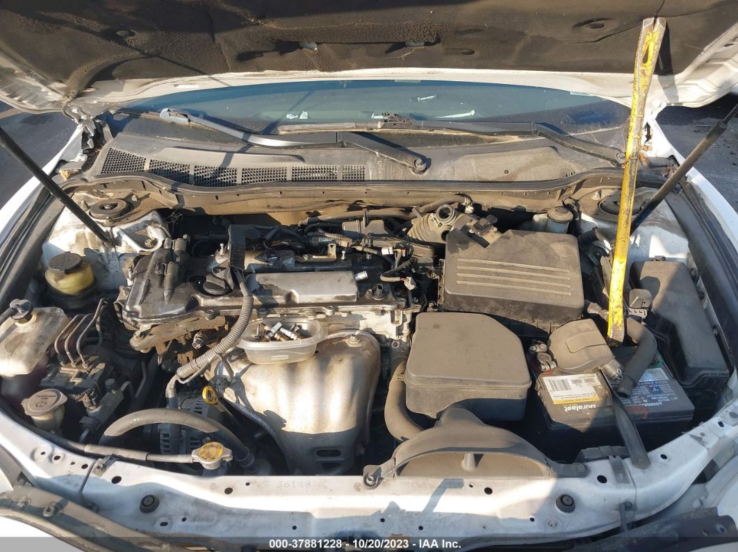2011 Toyota Camry Le White vin: 4T4BF3EKXBR198019