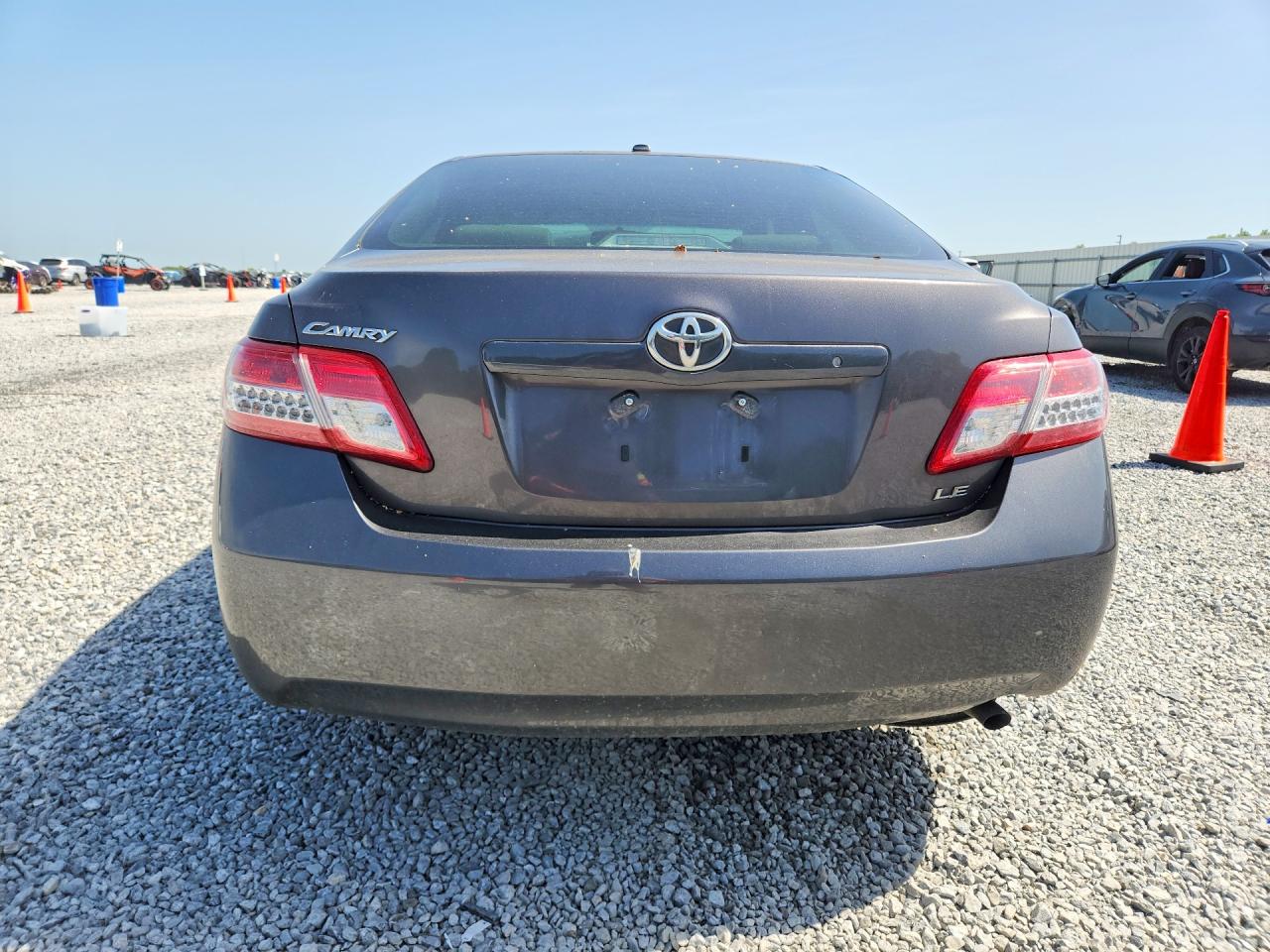 2011 Toyota Camry Le Charcoal vin: 4T4BF3EKXBR217880