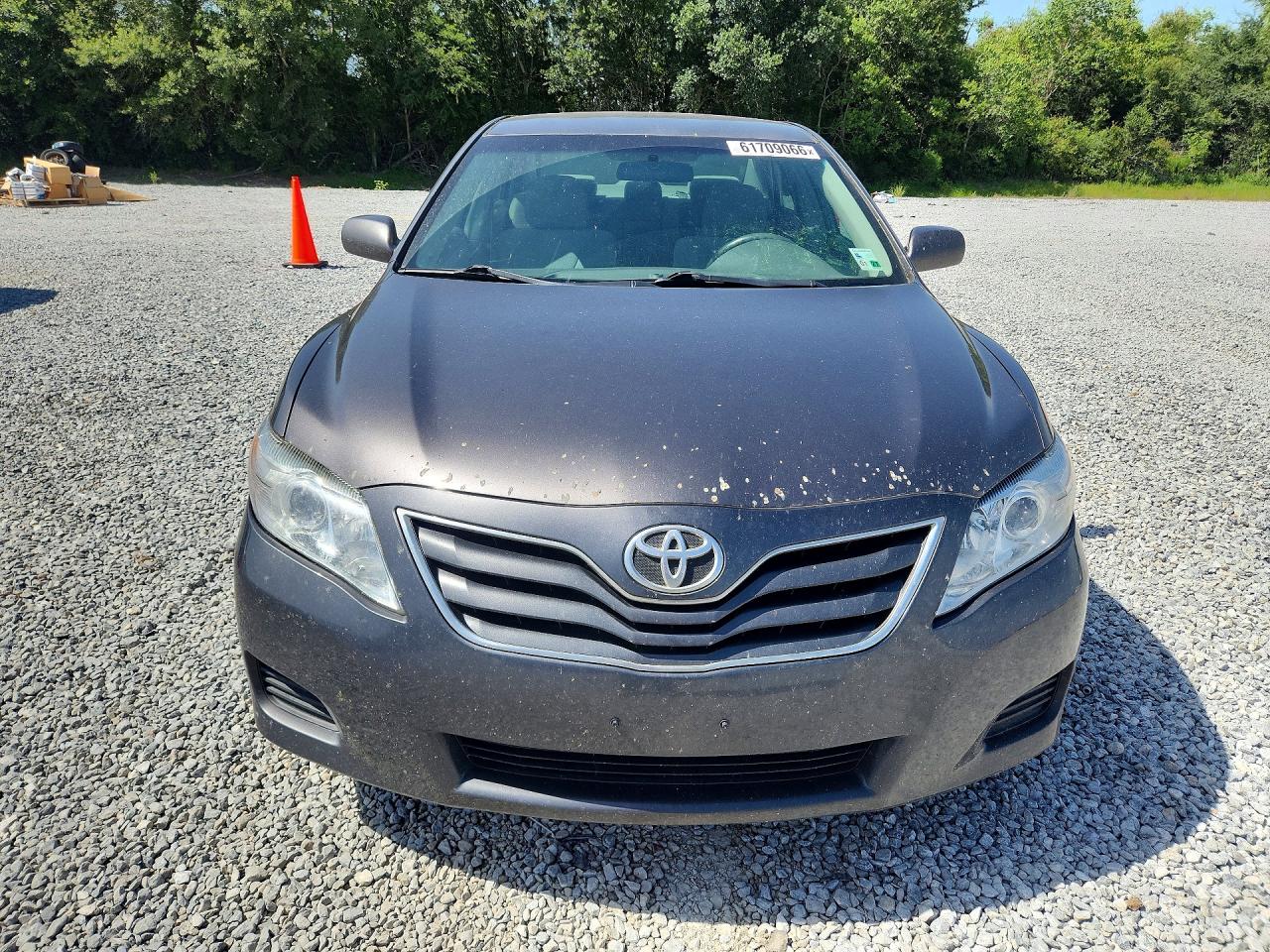 2011 Toyota Camry Le Charcoal vin: 4T4BF3EKXBR217880