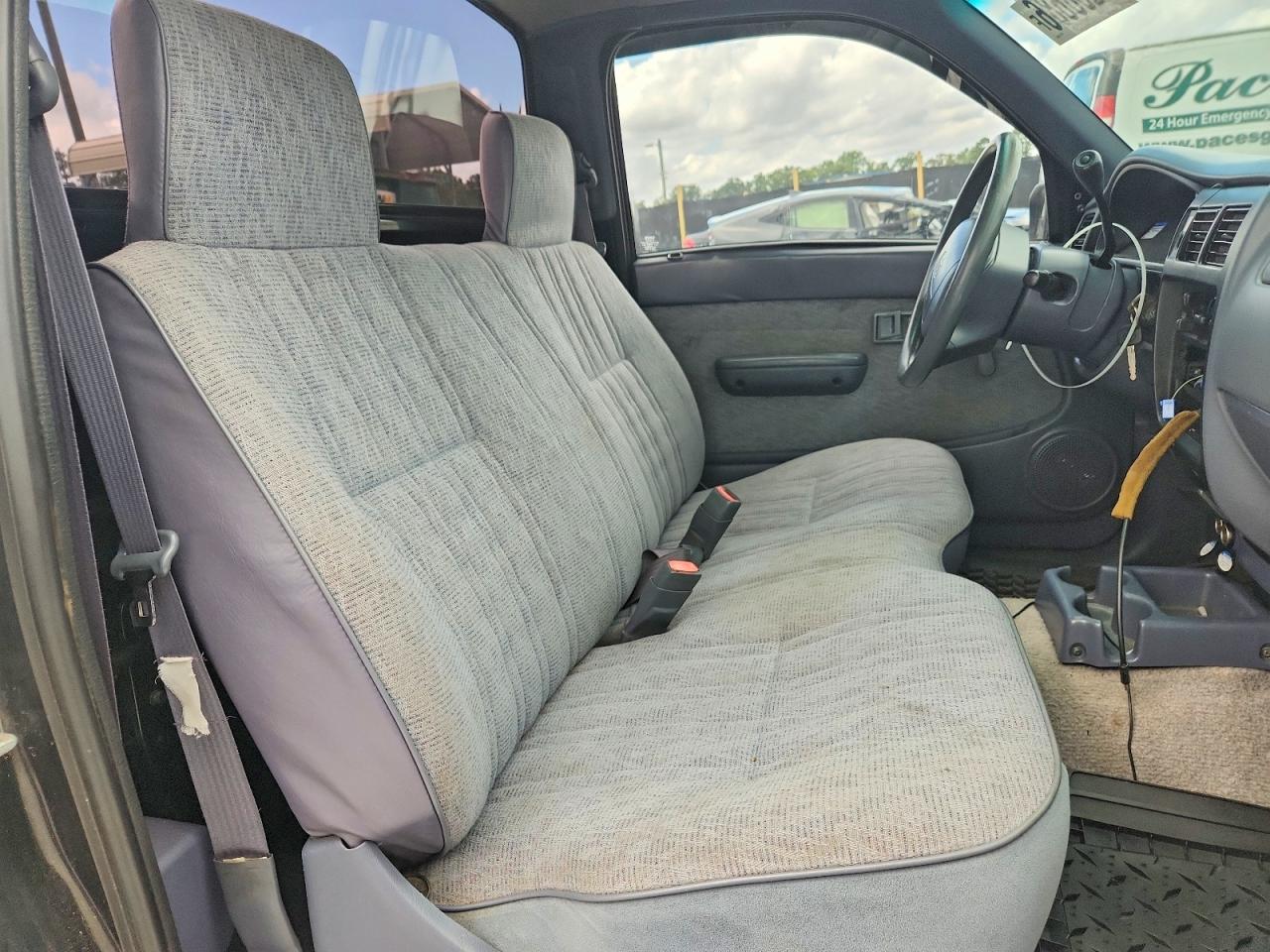 1998 Toyota Tacoma Base Black vin: 4TANL42N0WZ093826