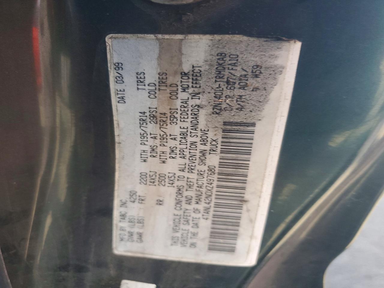 1999 Toyota Tacoma Base Green vin: 4TANL42N0XZ497680