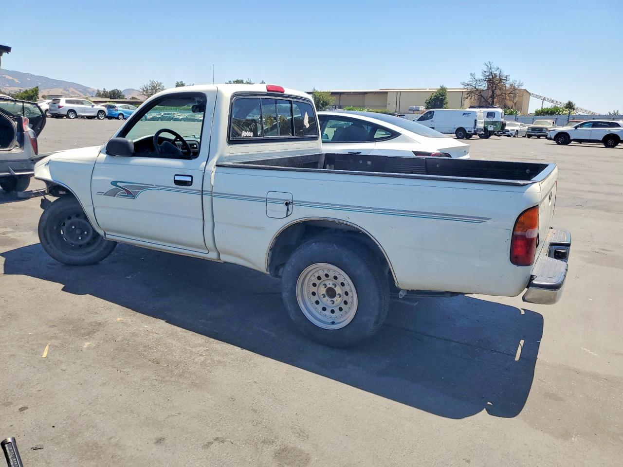 1998 Toyota Tacoma Base White vin: 4TANL42N1WZ044330
