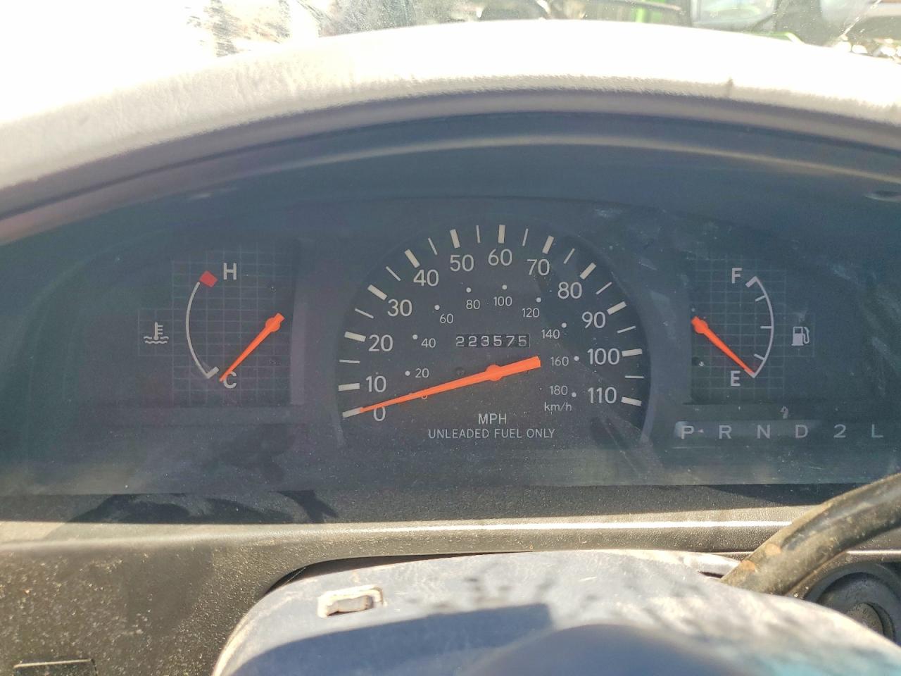 1998 Toyota Tacoma Base White vin: 4TANL42N1WZ044330