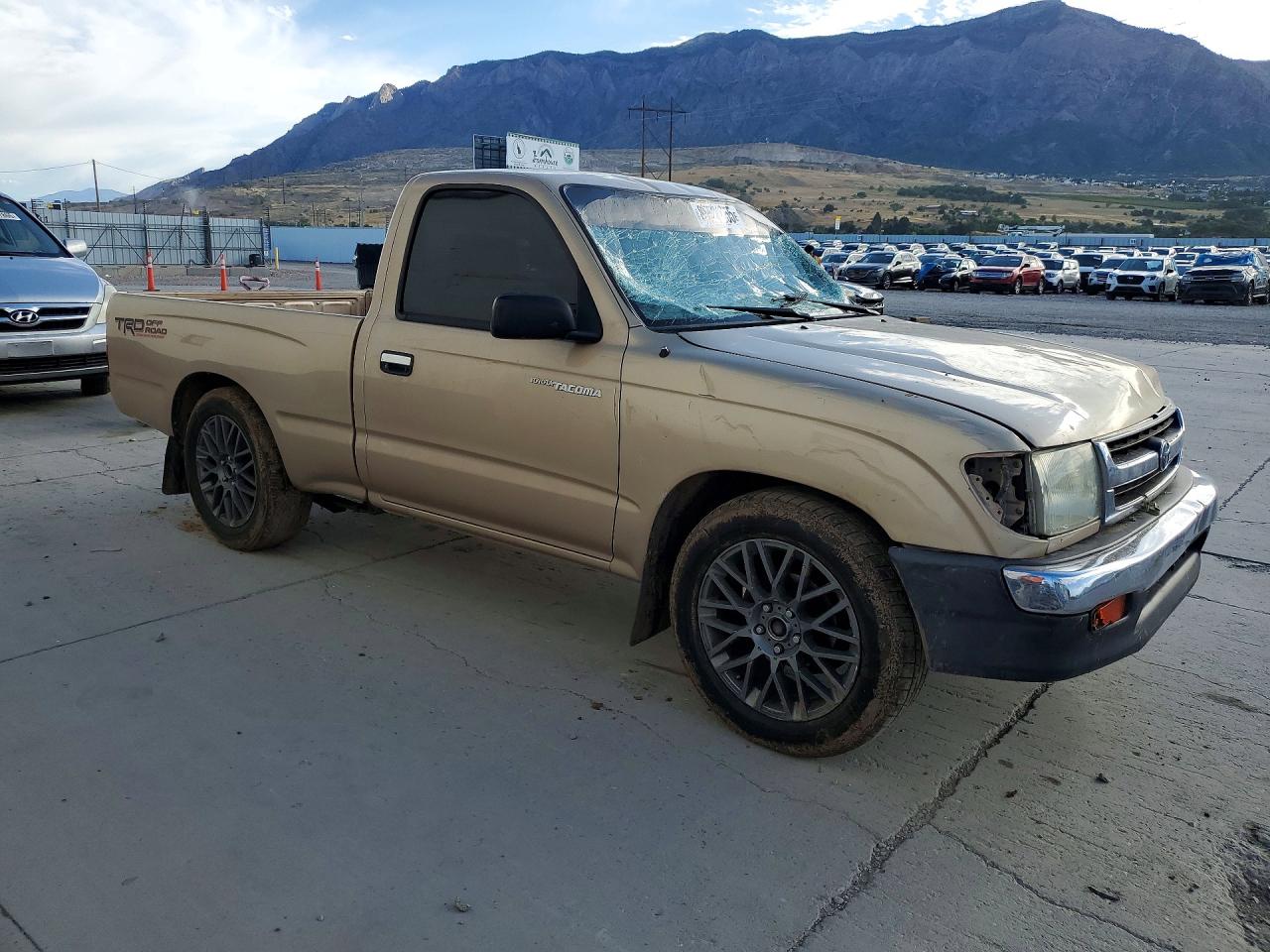 1998 Toyota Tacoma Base Gold vin: 4TANL42N1WZ091129