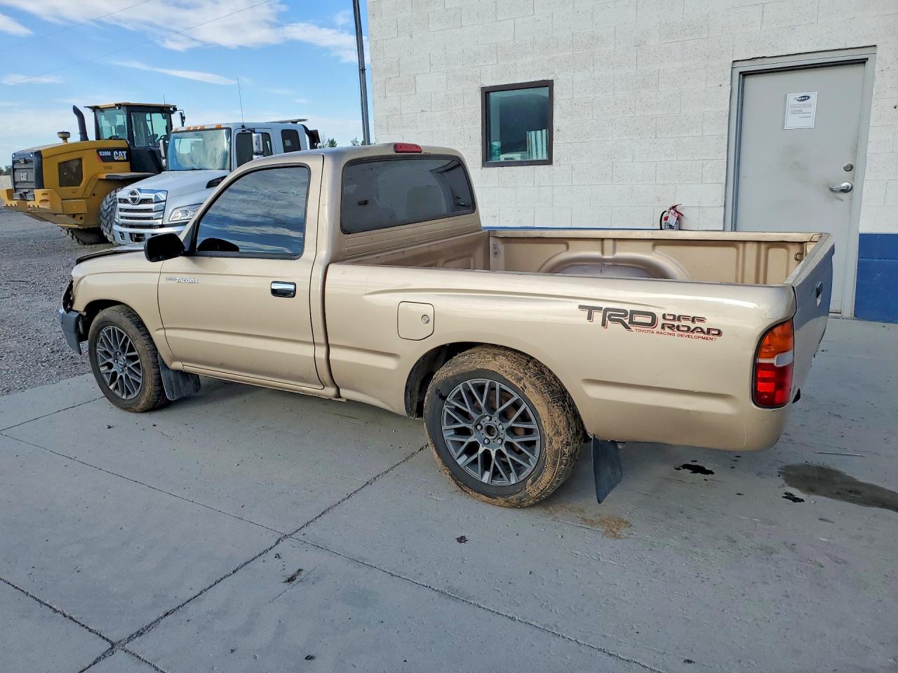 1998 Toyota Tacoma Base Gold vin: 4TANL42N1WZ091129
