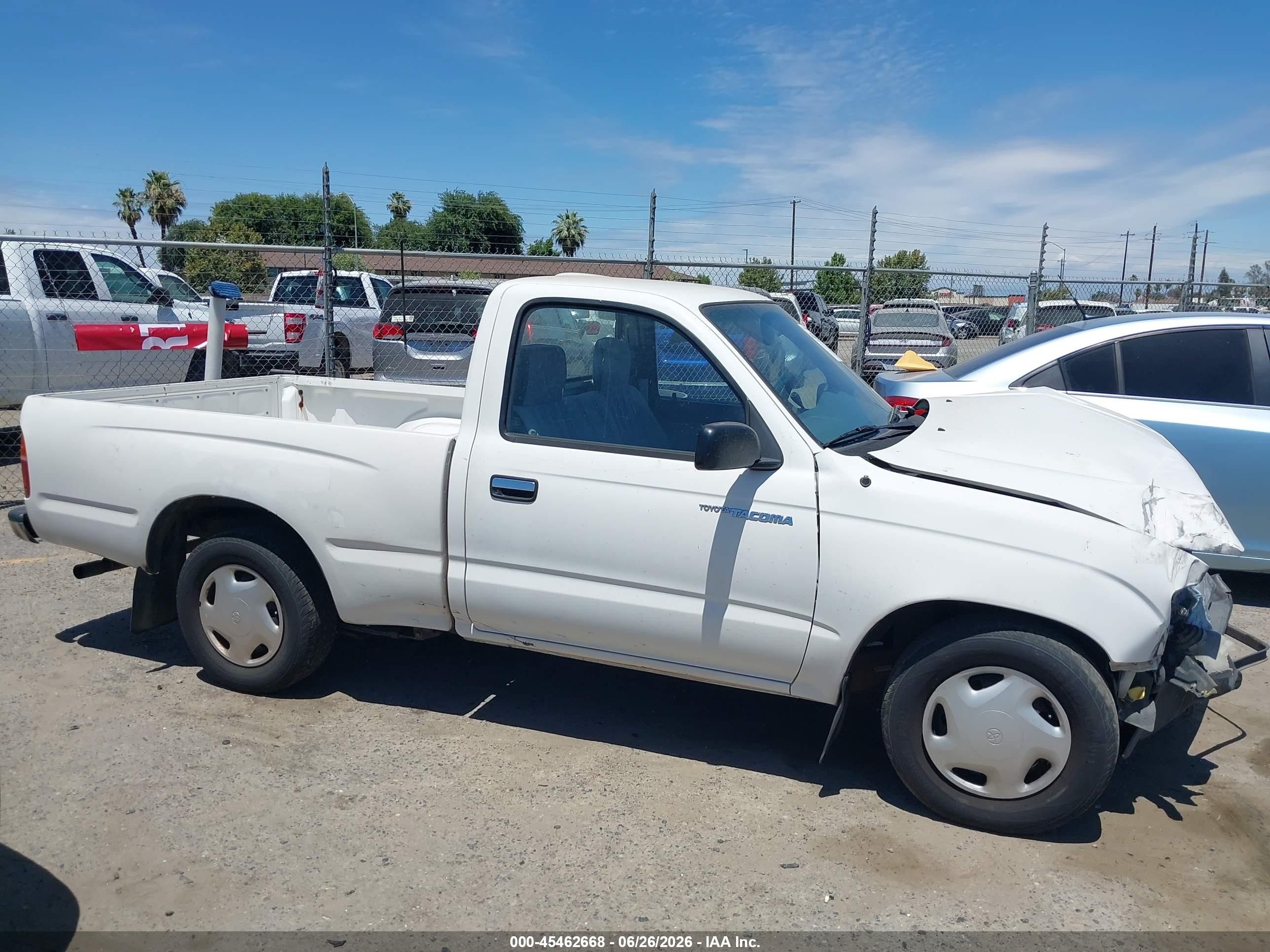 1999 Toyota Tacoma   White vin: 4TANL42N1XZ510193