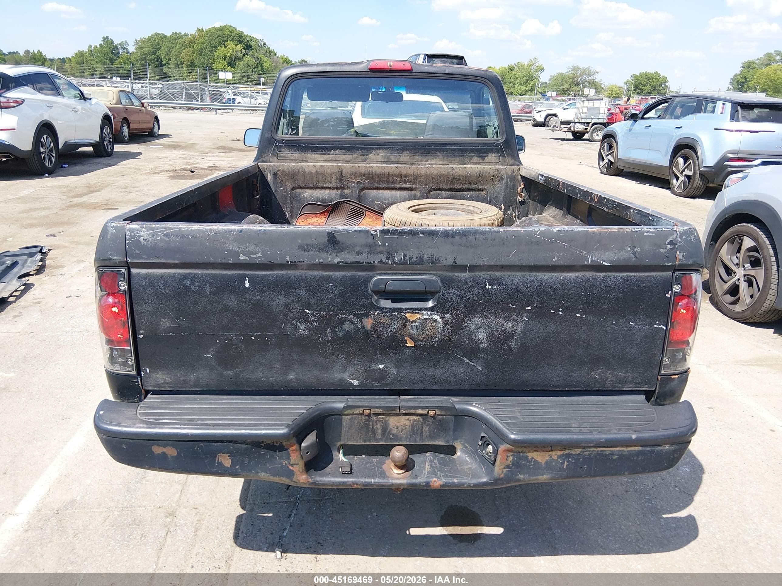 1996 Toyota Tacoma   Black vin: 4TANL42N2TZ185984