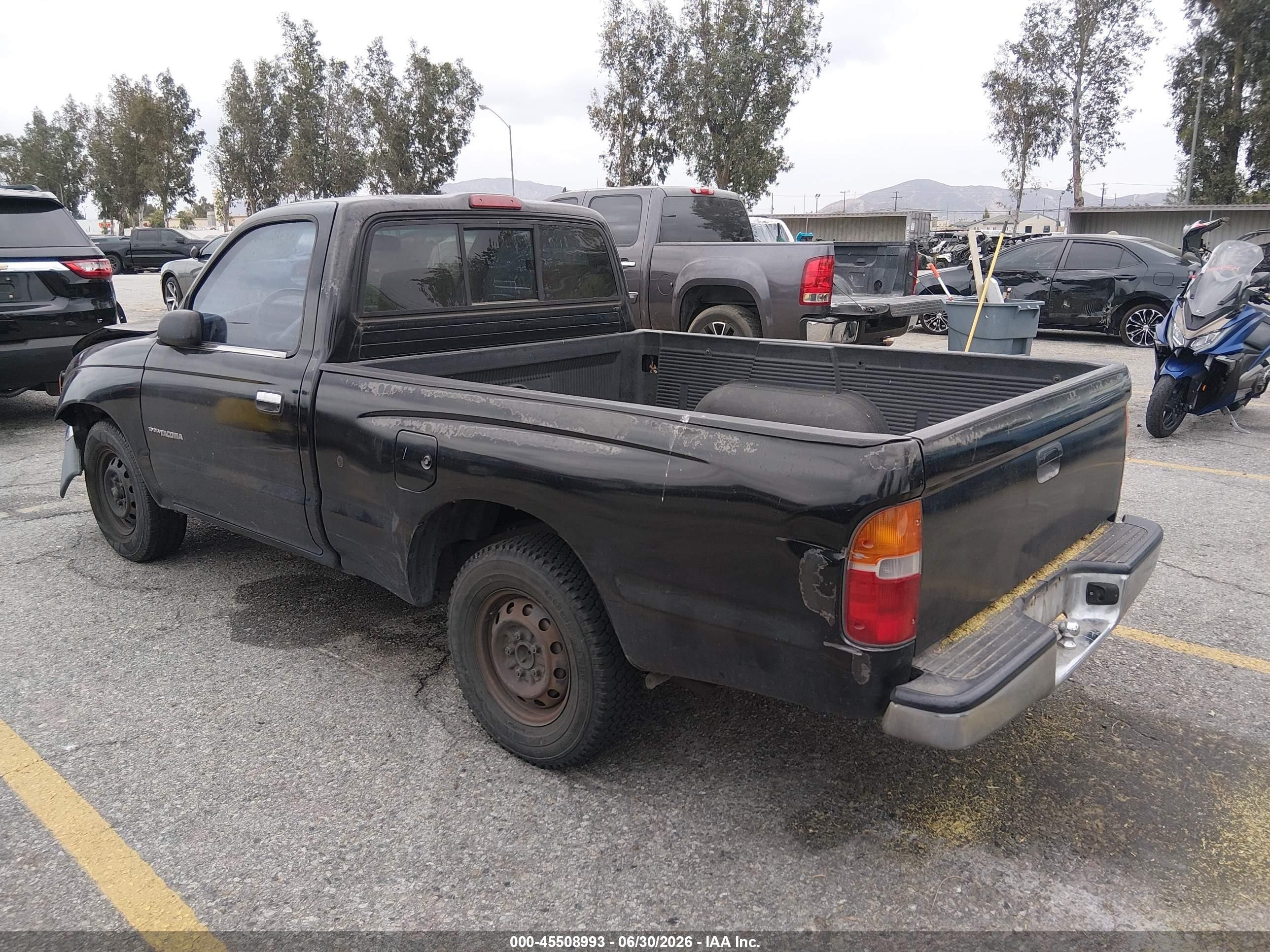 1999 Toyota Tacoma   Black vin: 4TANL42N2XZ431924