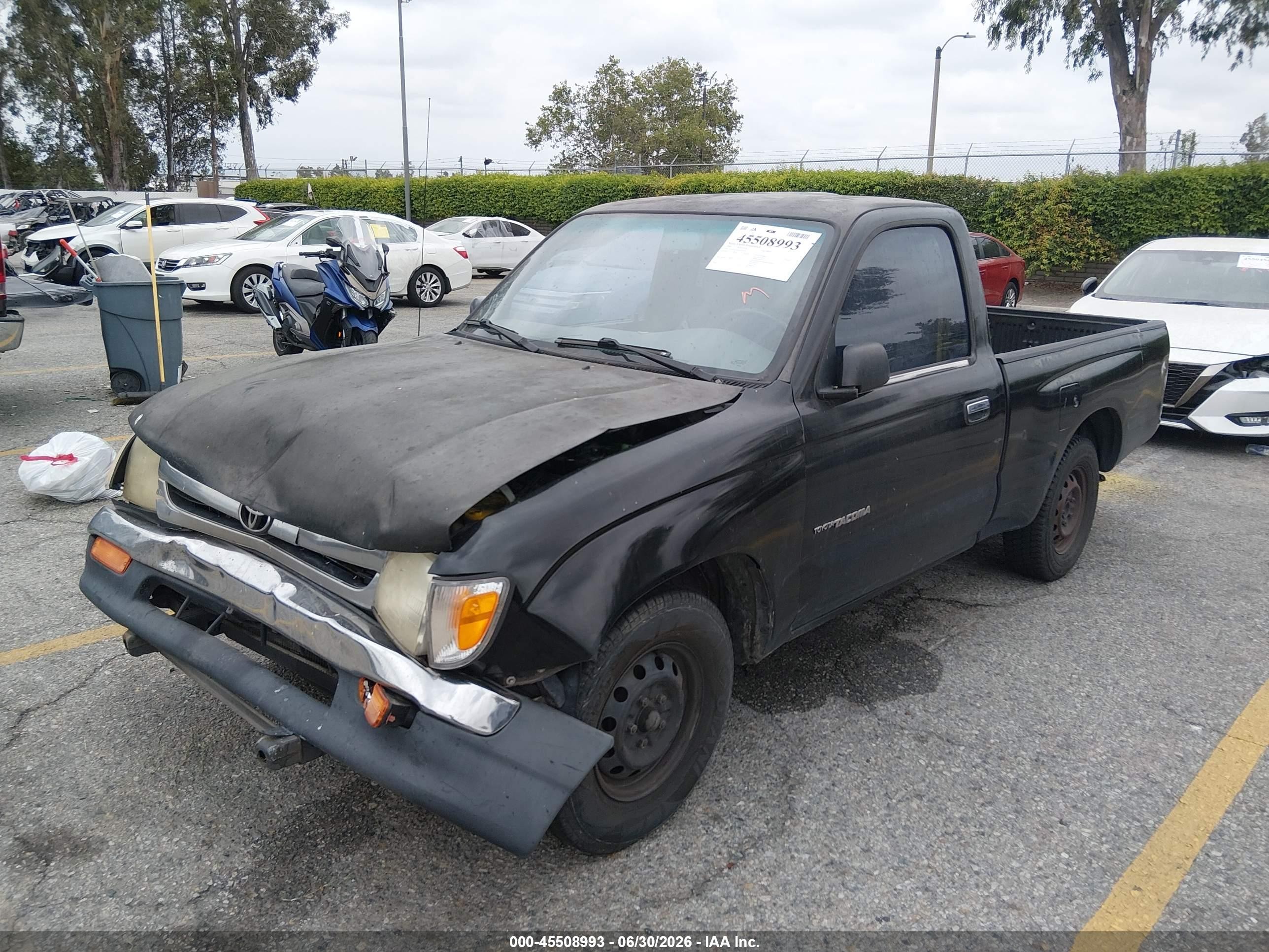 1999 Toyota Tacoma   Black vin: 4TANL42N2XZ431924